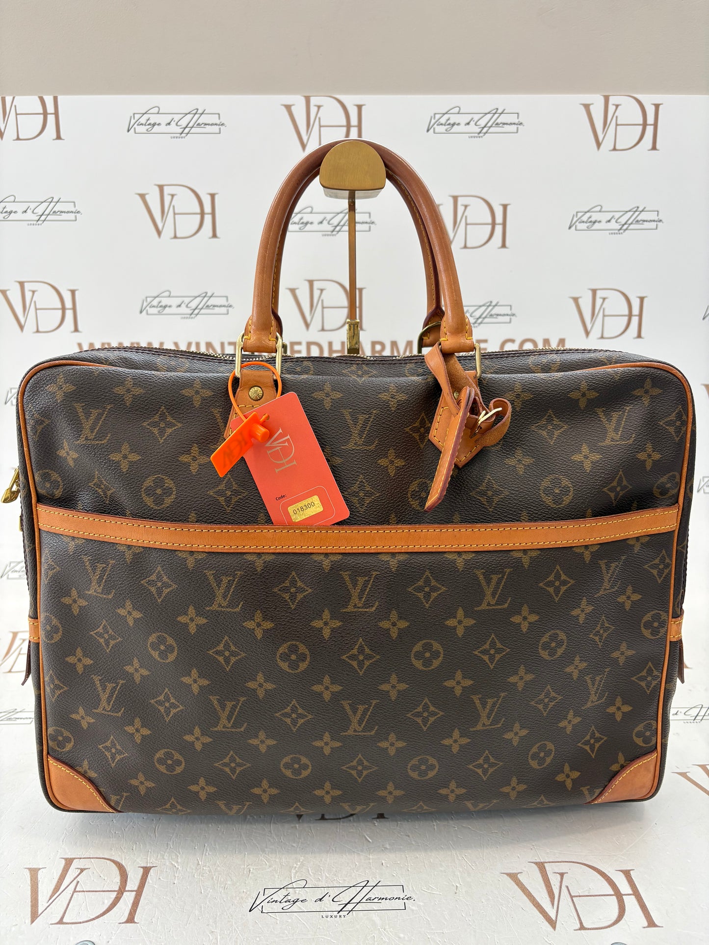018300 - Louis Vuitton Porte Documents