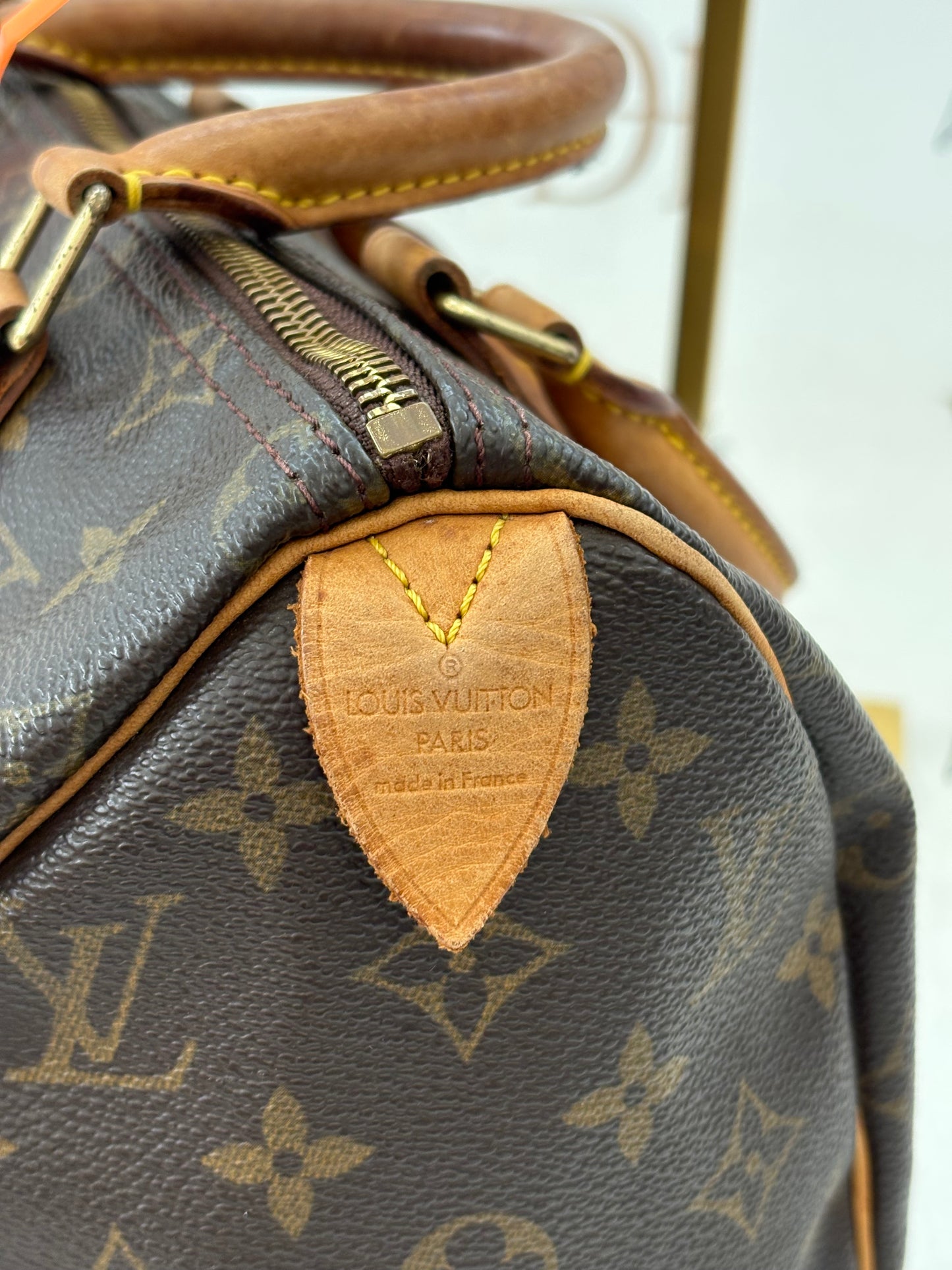 018244 - Louis Vuitton Speedy 25