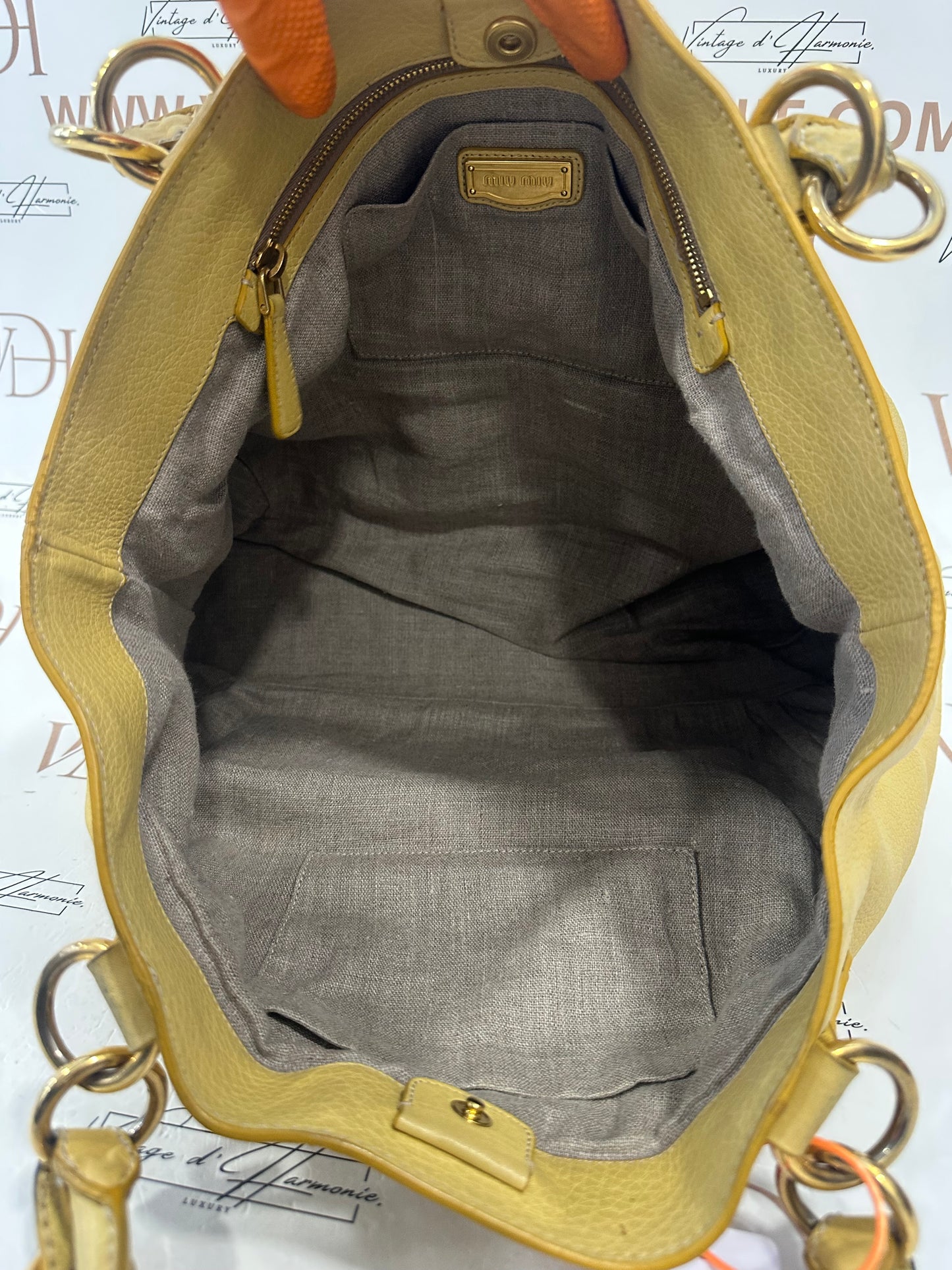 382926 - Miu Miu Yellow