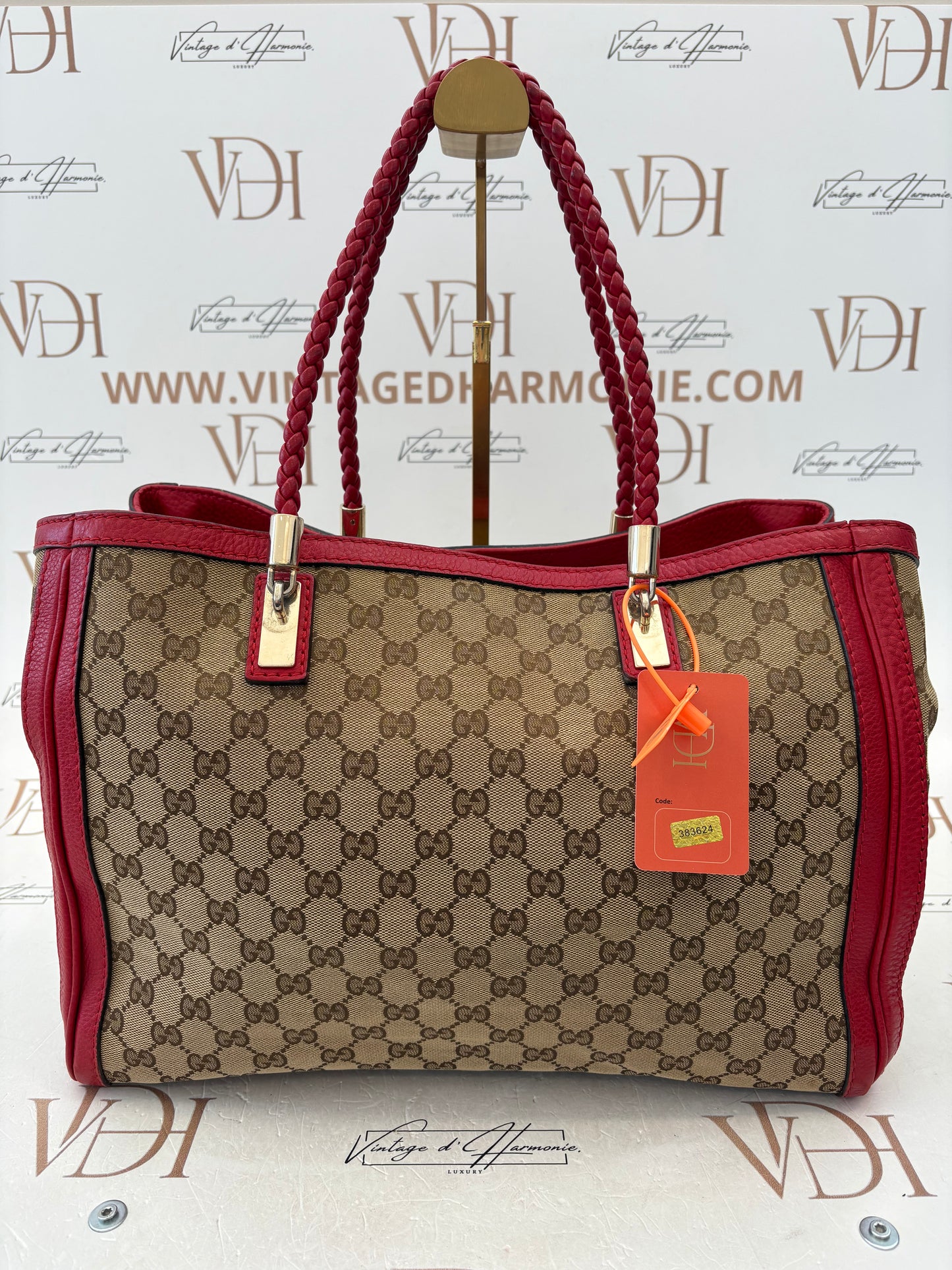 383624 - Gucci Bella
