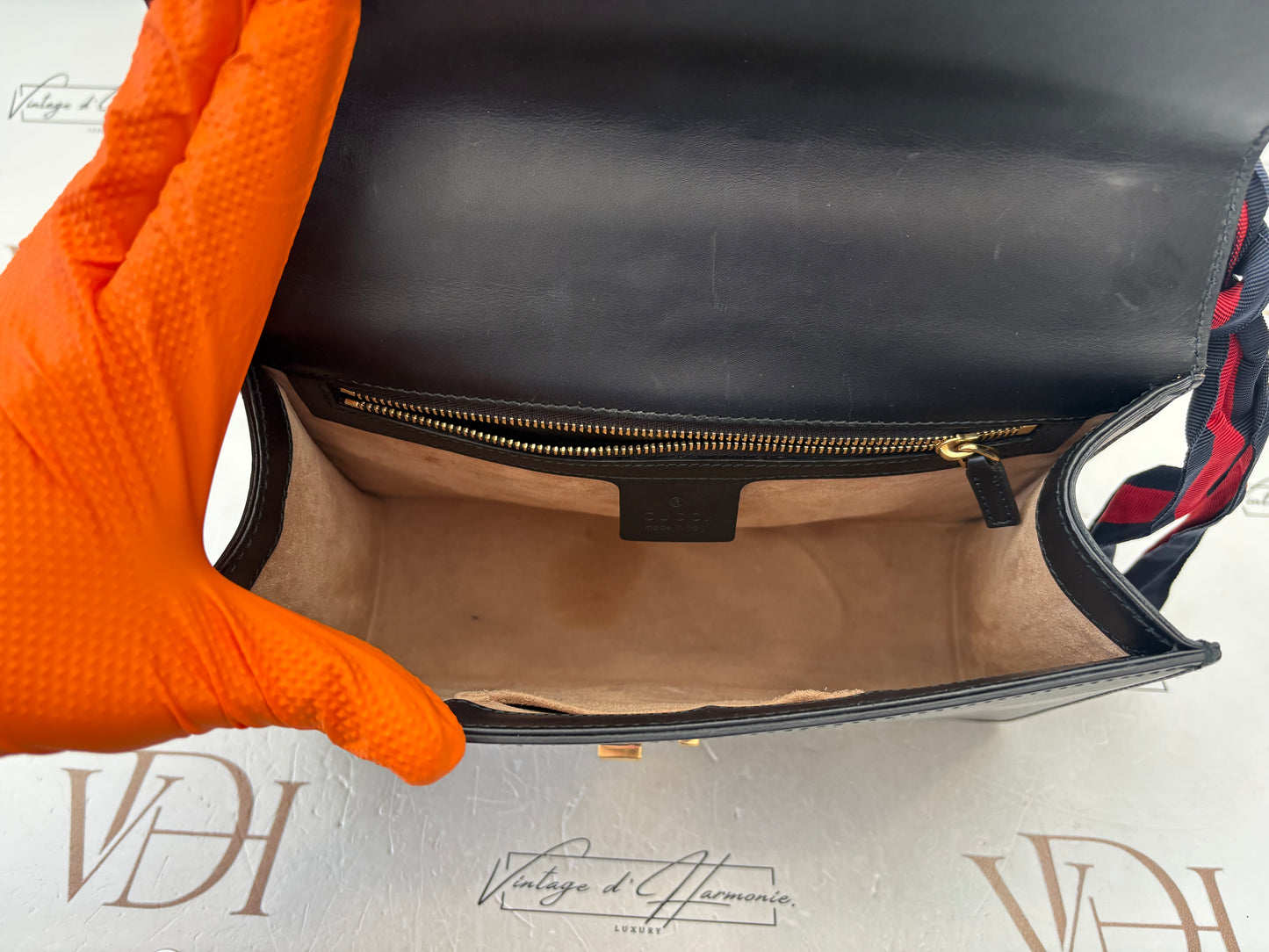 383199 - Gucci Sylvie