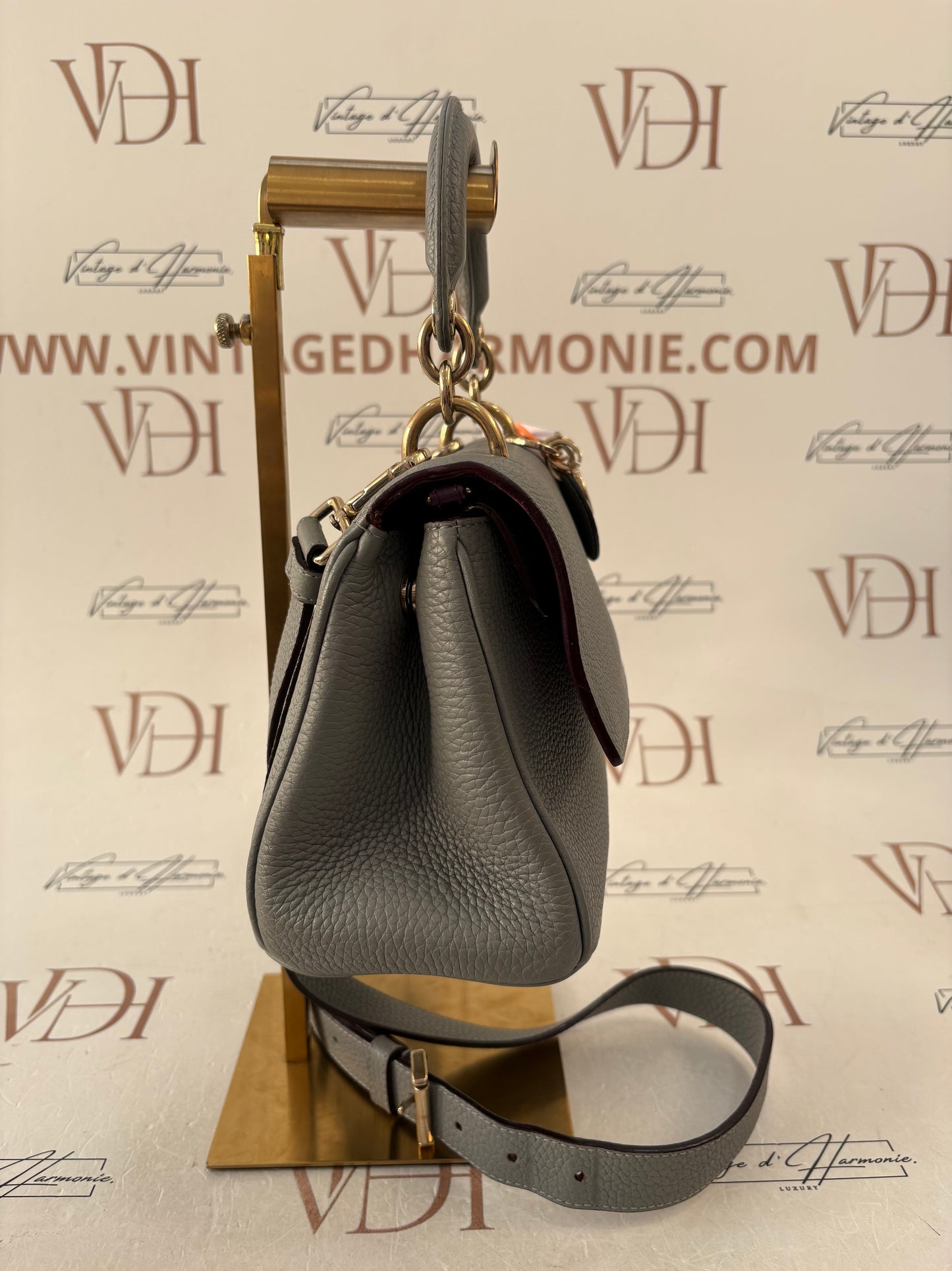 383582 - Dior Be Dior