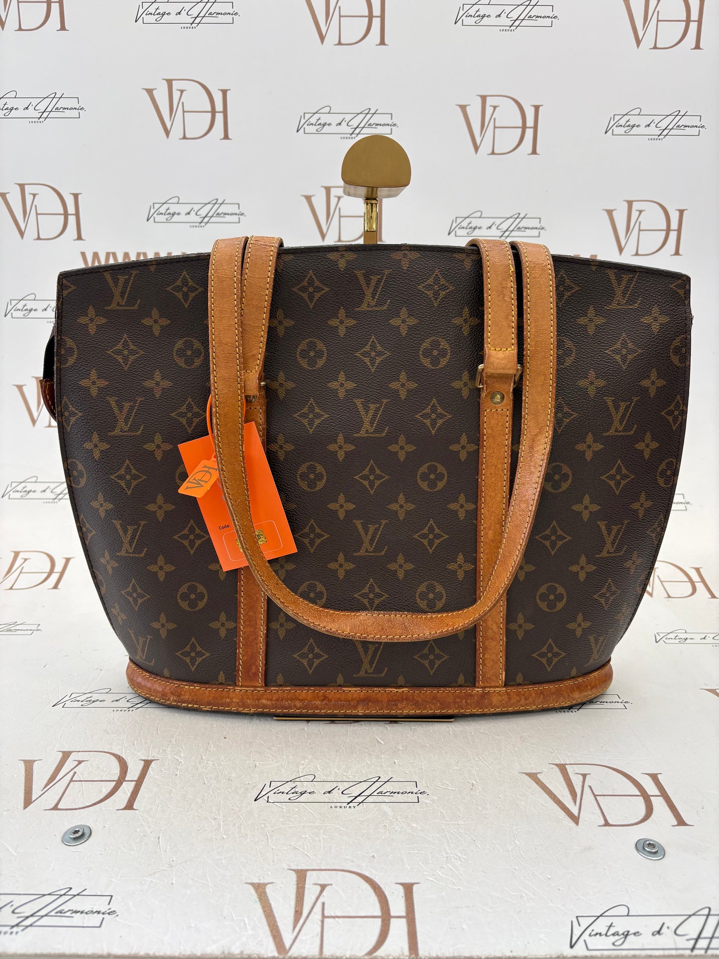 018926 - Louis Vuitton Babylone