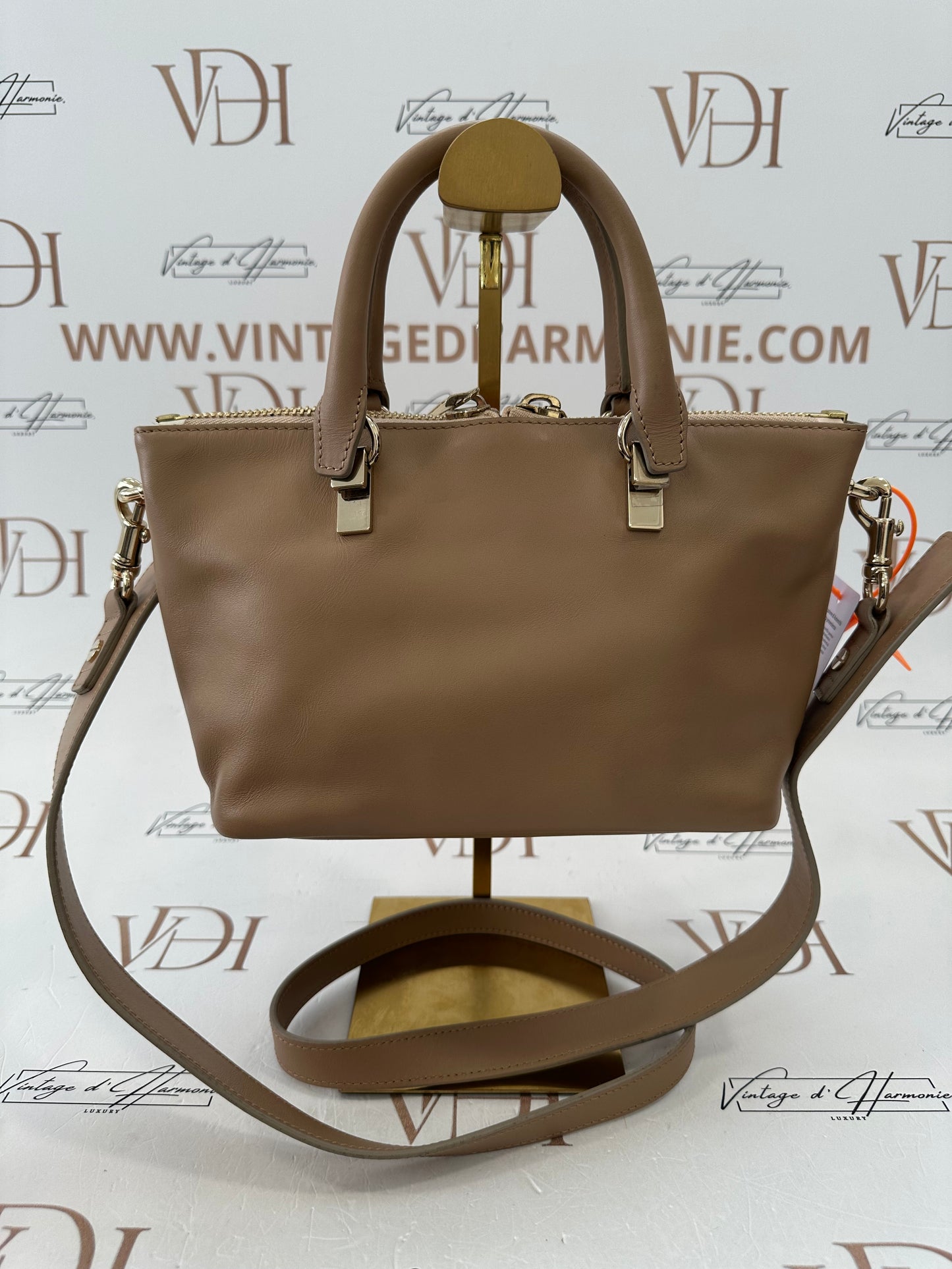 382339 - Chloe Baylee