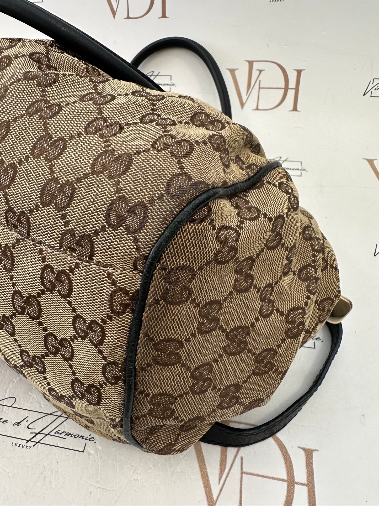 383176 - Gucci Sukey