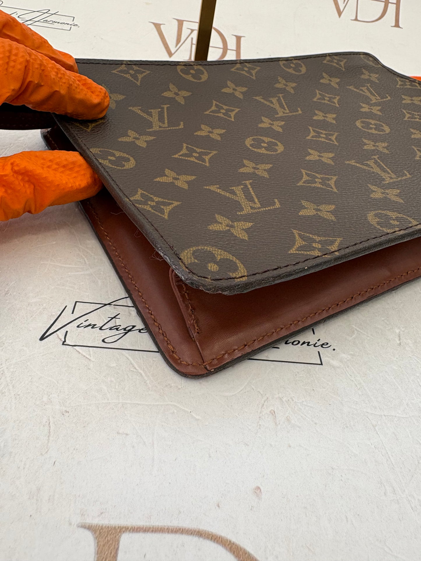 017676 - Louis Vuitton Pochette Homme