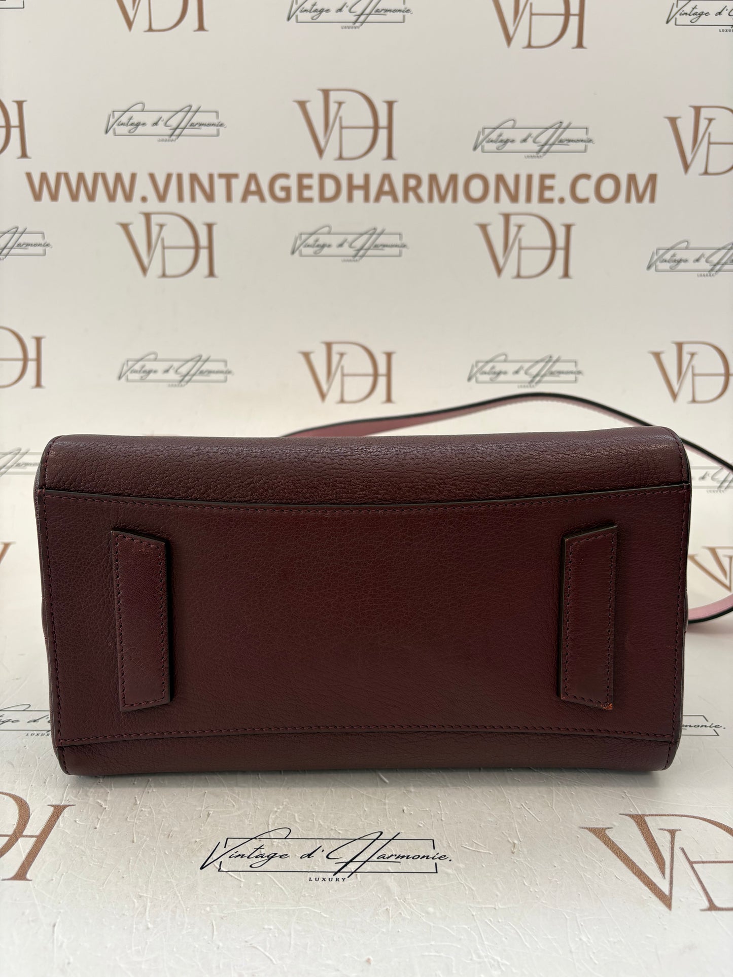 384260 - Givenchy Antigona