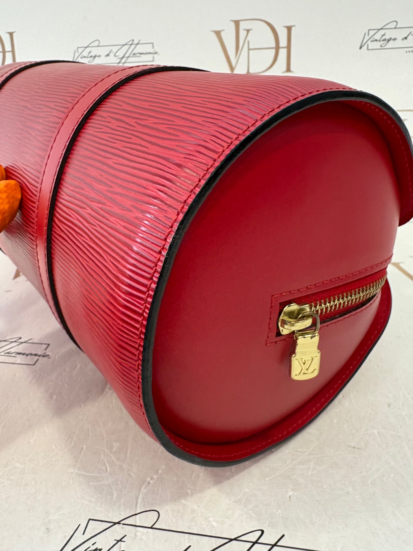 017700 - Louis Vuitton Red Epi Soufflot