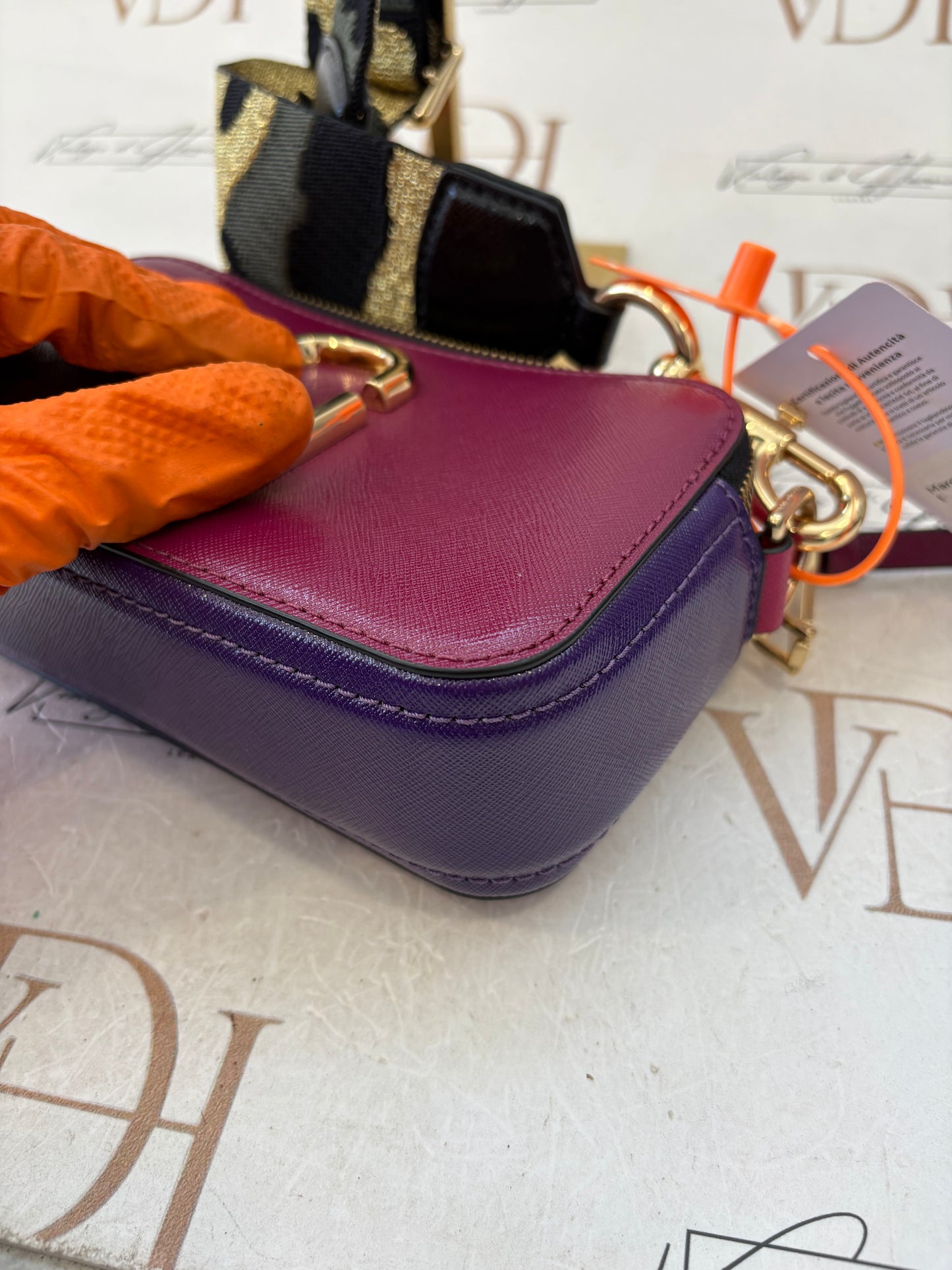 383970 - Marc Jacobs Snapshot