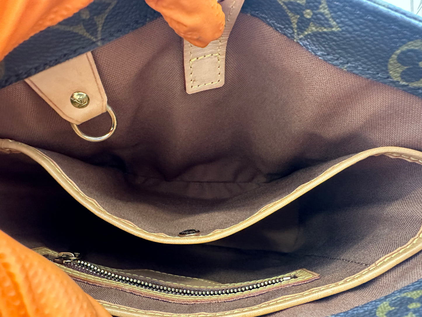 017850 - Louis Vuitton Vavin PM