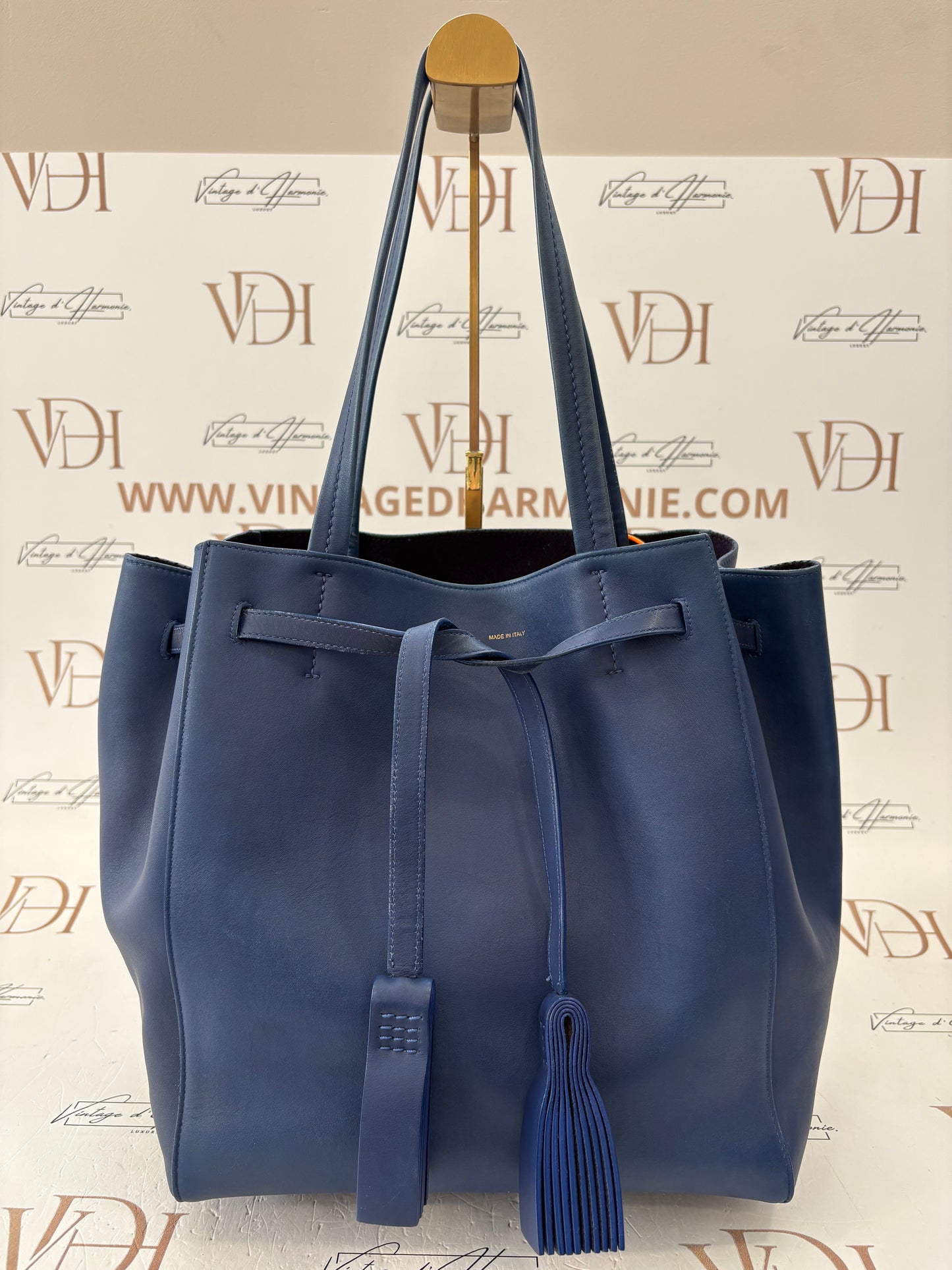 384262 - Céline Cabas Phantom
