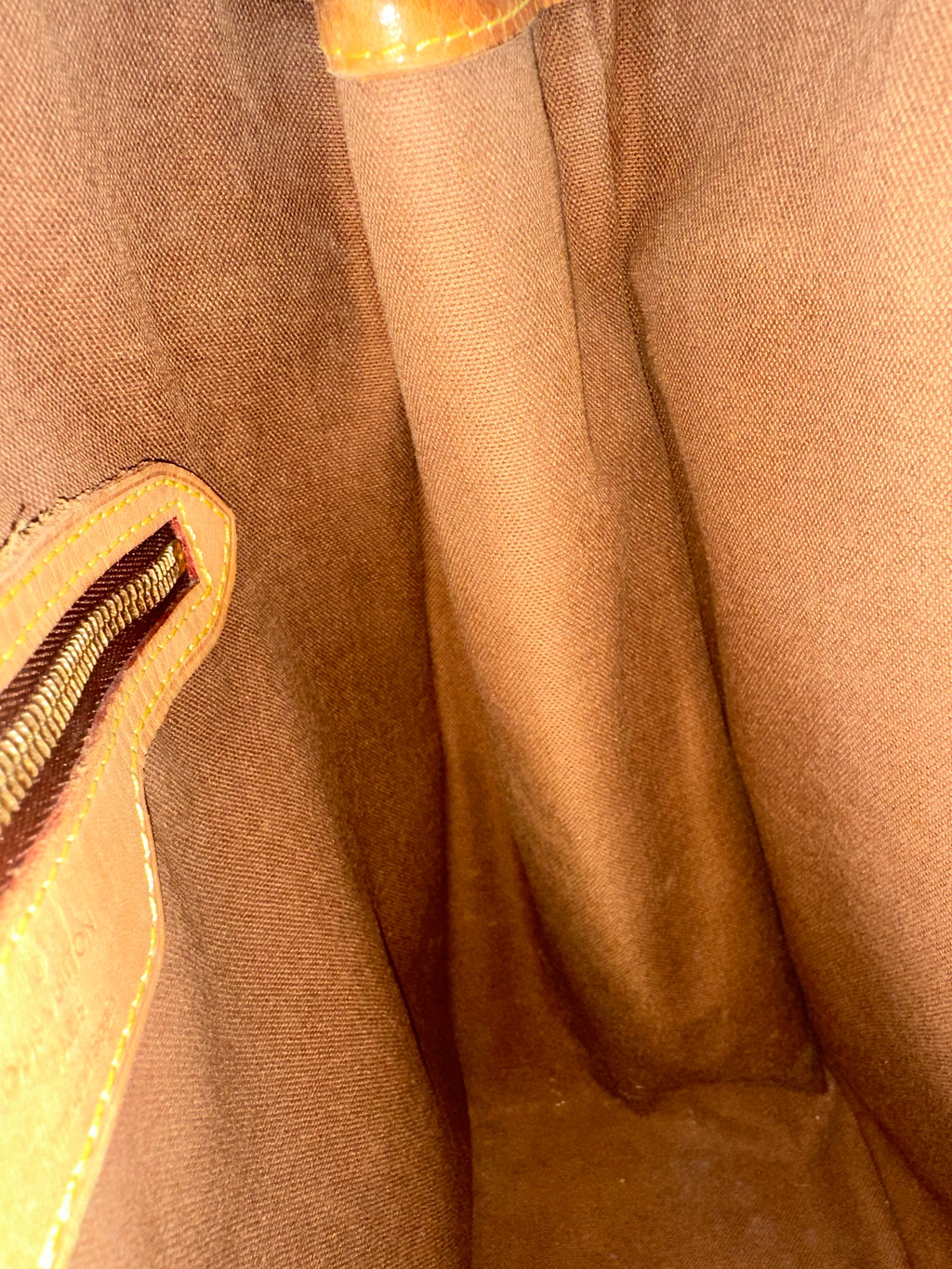 Louis Vuitton Batignolles Vertical