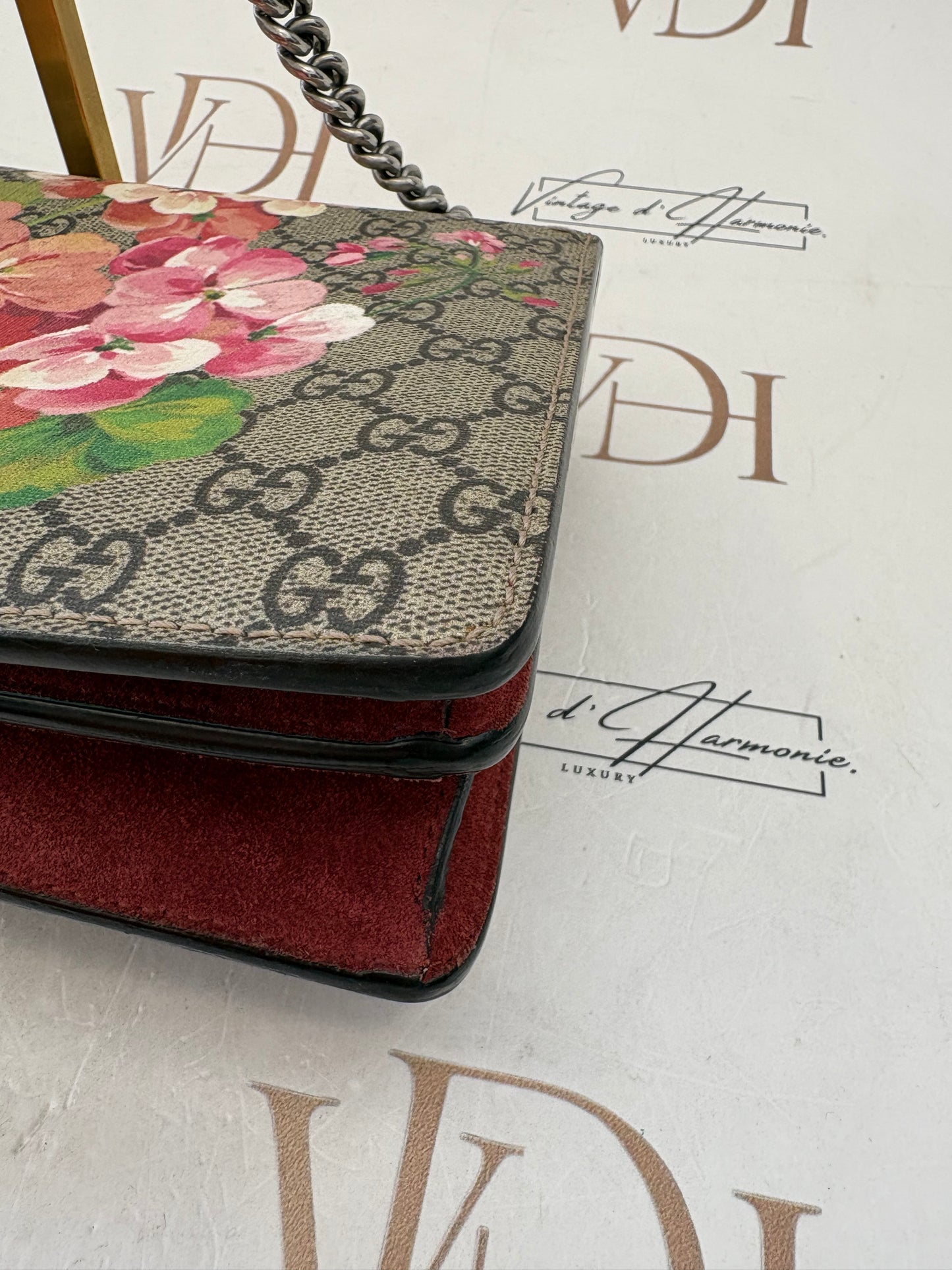 383195 - Gucci Dionysus