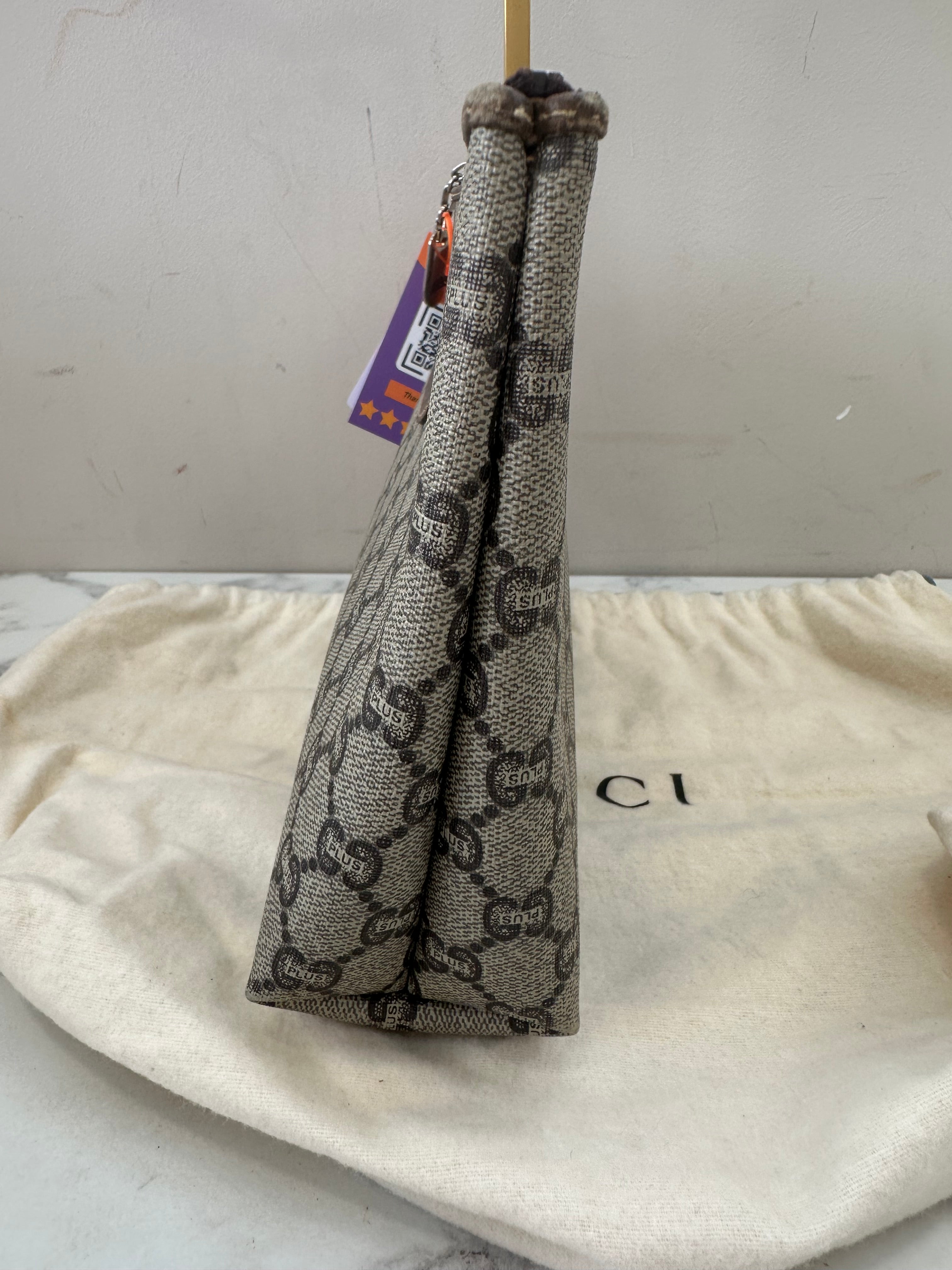 Gucci Pochette GG Plus