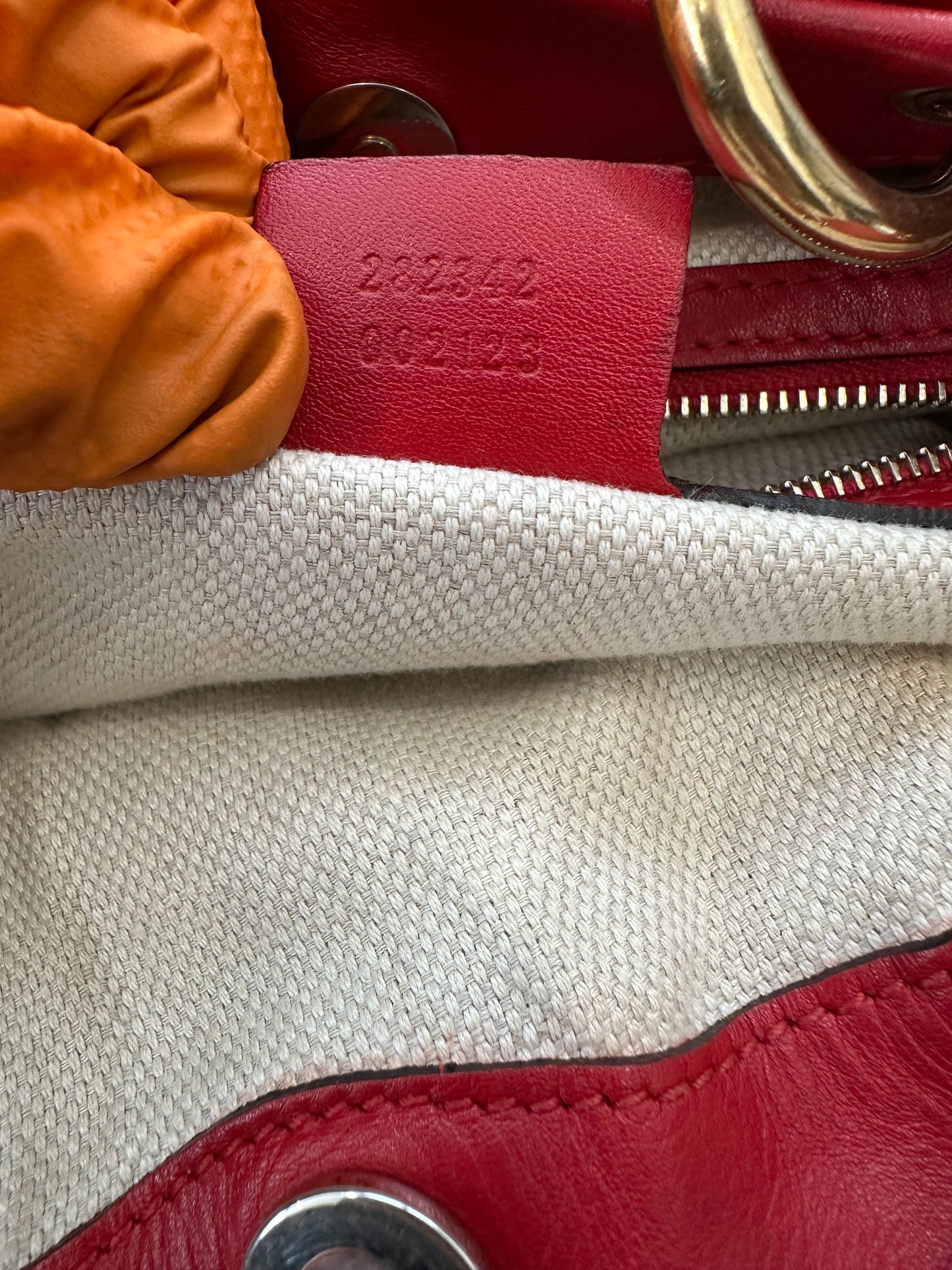 383057 - Gucci Tote