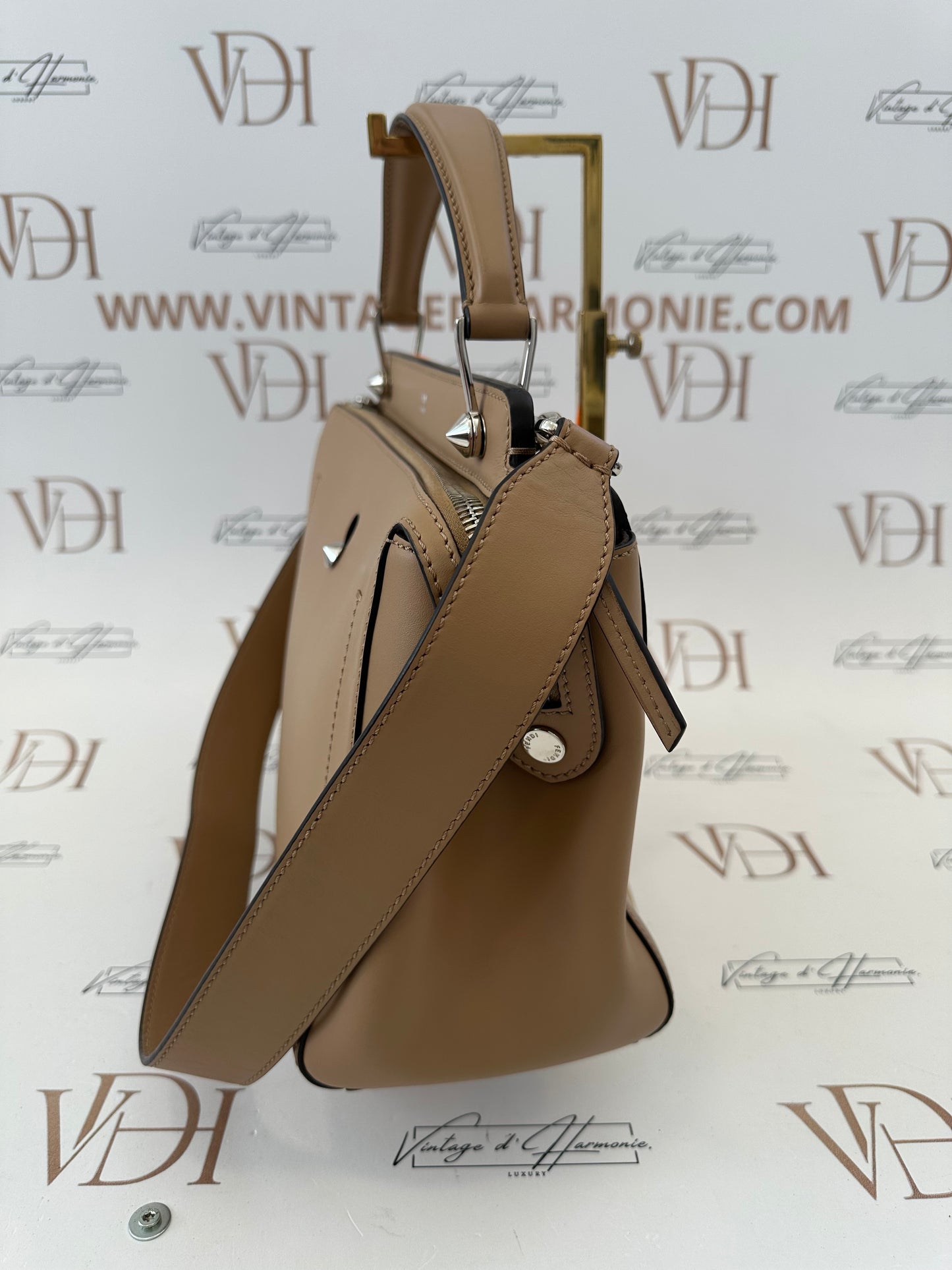 384212 - Fendi Dotcom