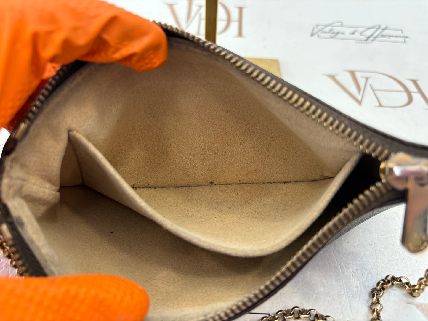 017167 - Louis Vuitton Milla MM