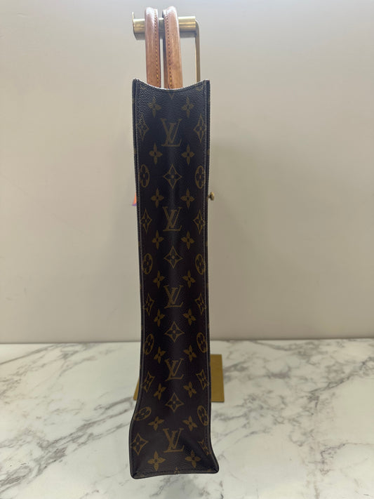 Louis Vuitton Sac Plat