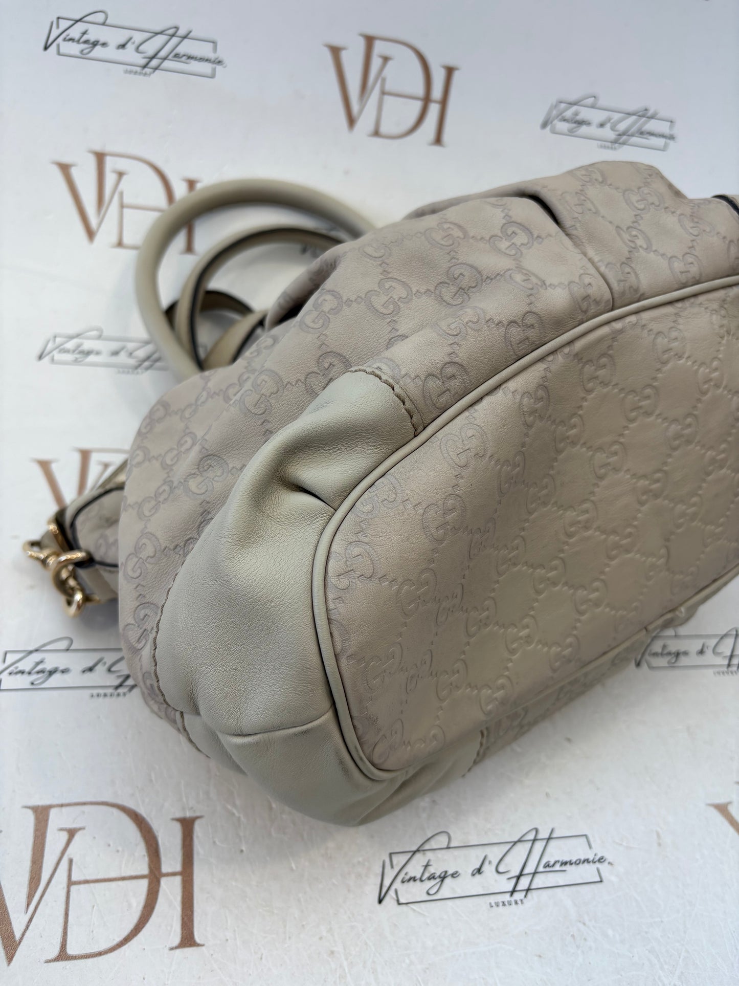 201051 - Gucci Sukey