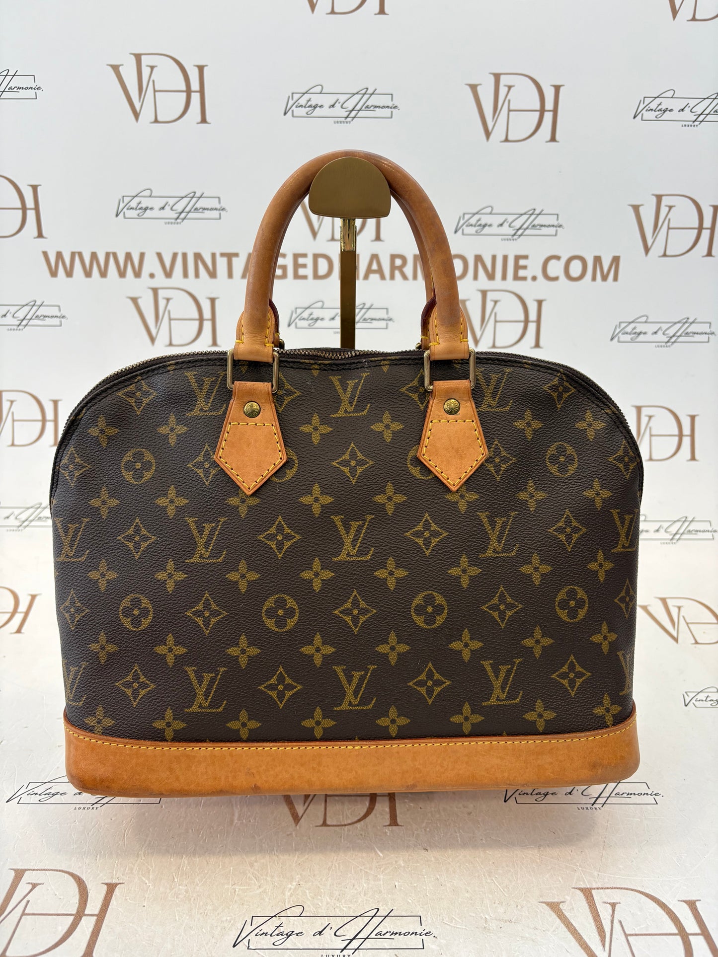 018279 - Louis Vuitton Alma