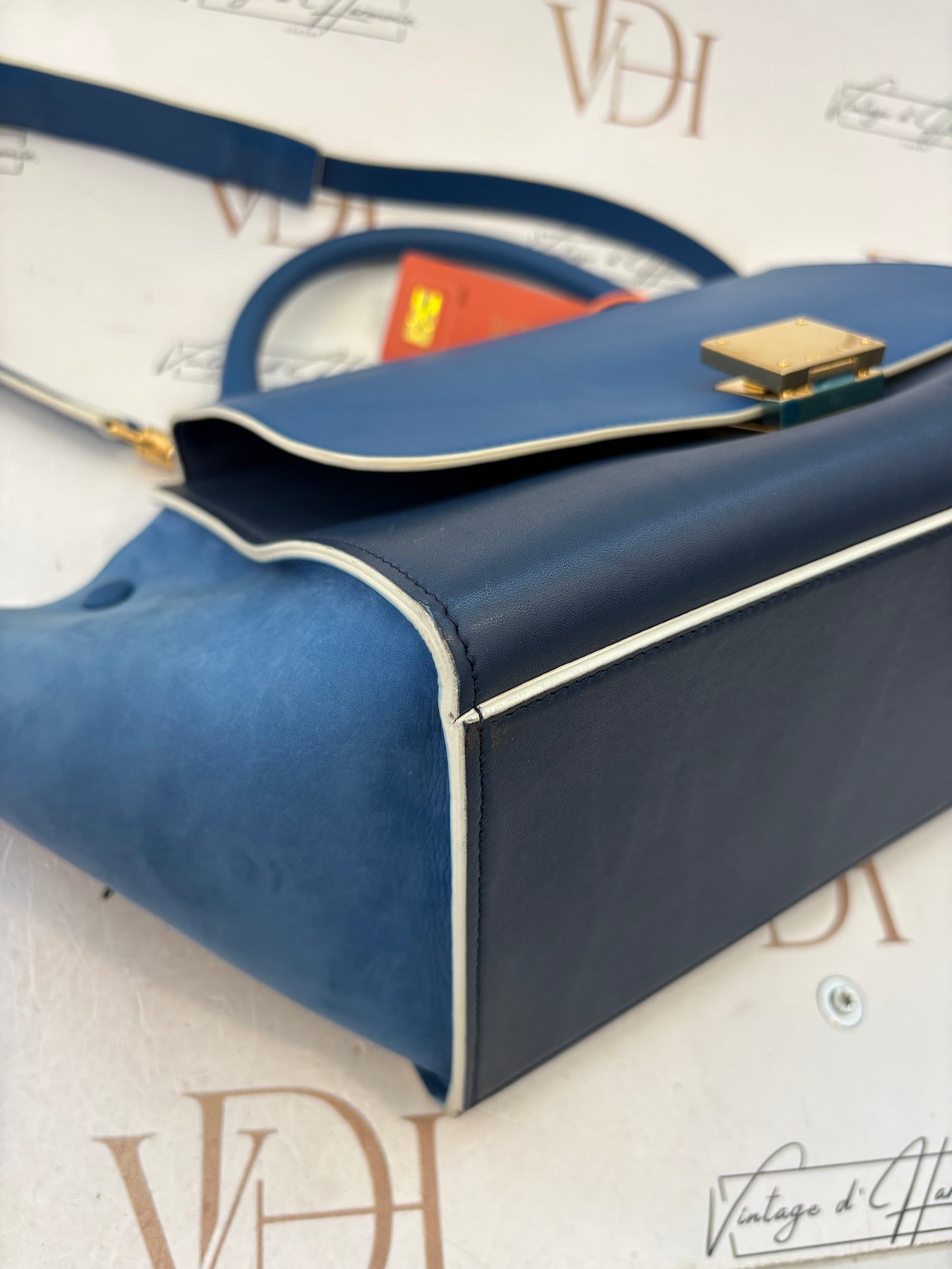 383707 - Céline Trapeze