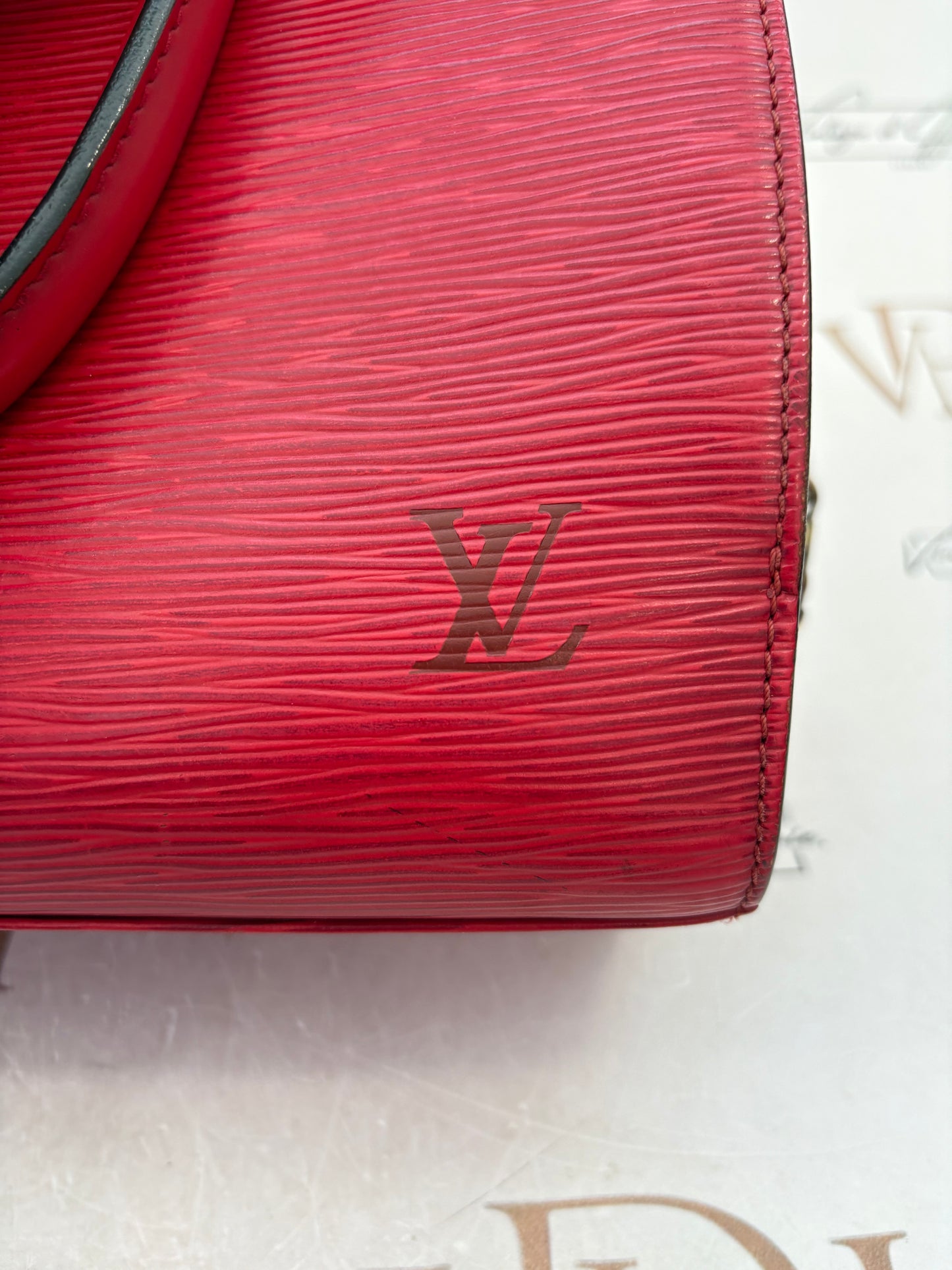 383383 - Louis Vuitton Ponneuf