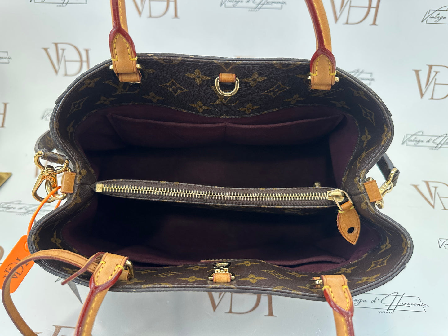 200837 - Louis Vuitton Montaigne