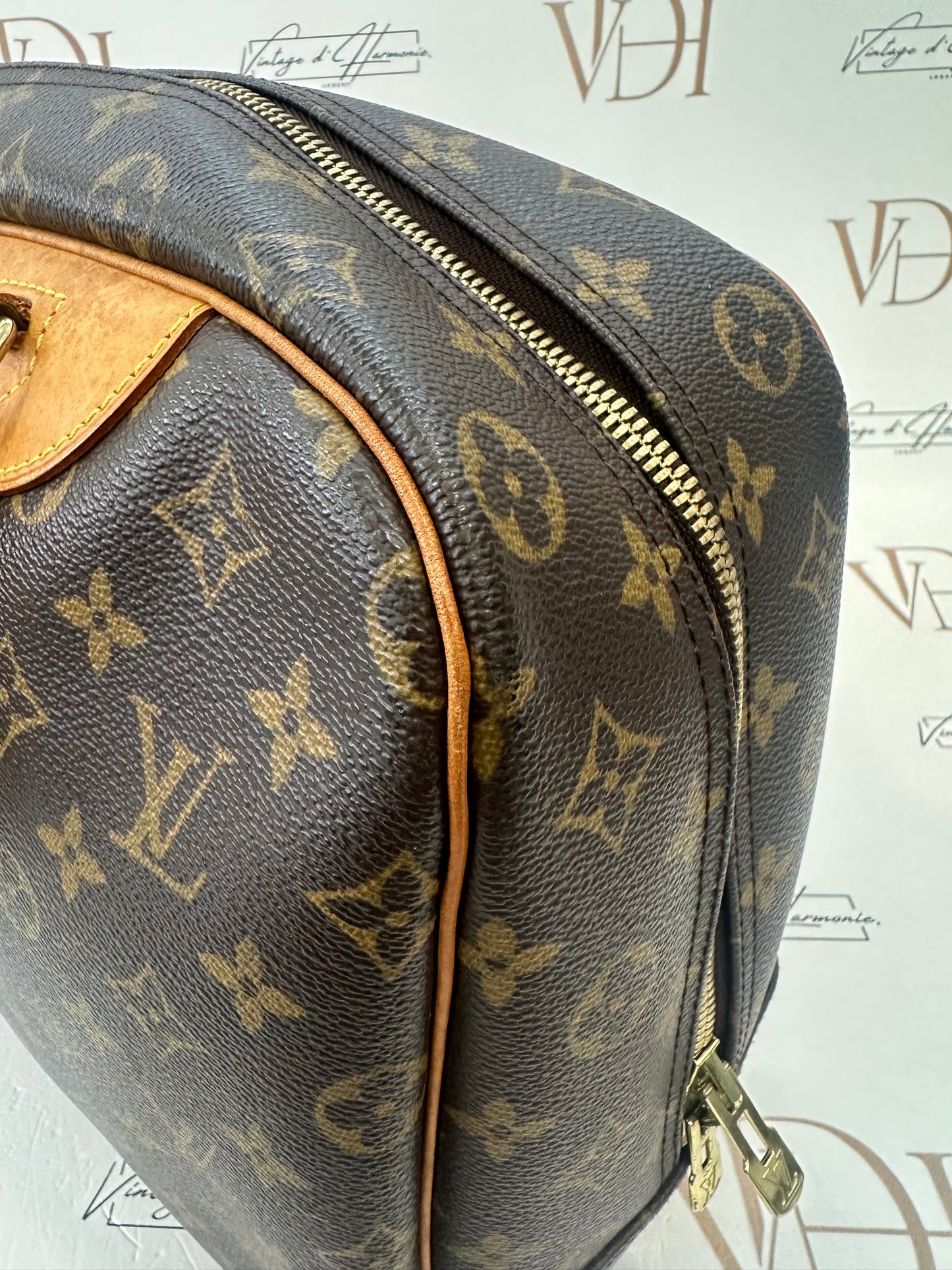 016925 - Louis Vuitton Deauville