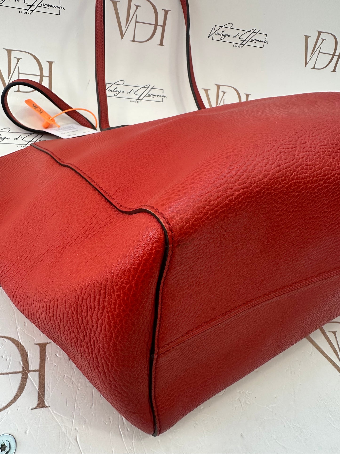 102621 - Gucci Swing