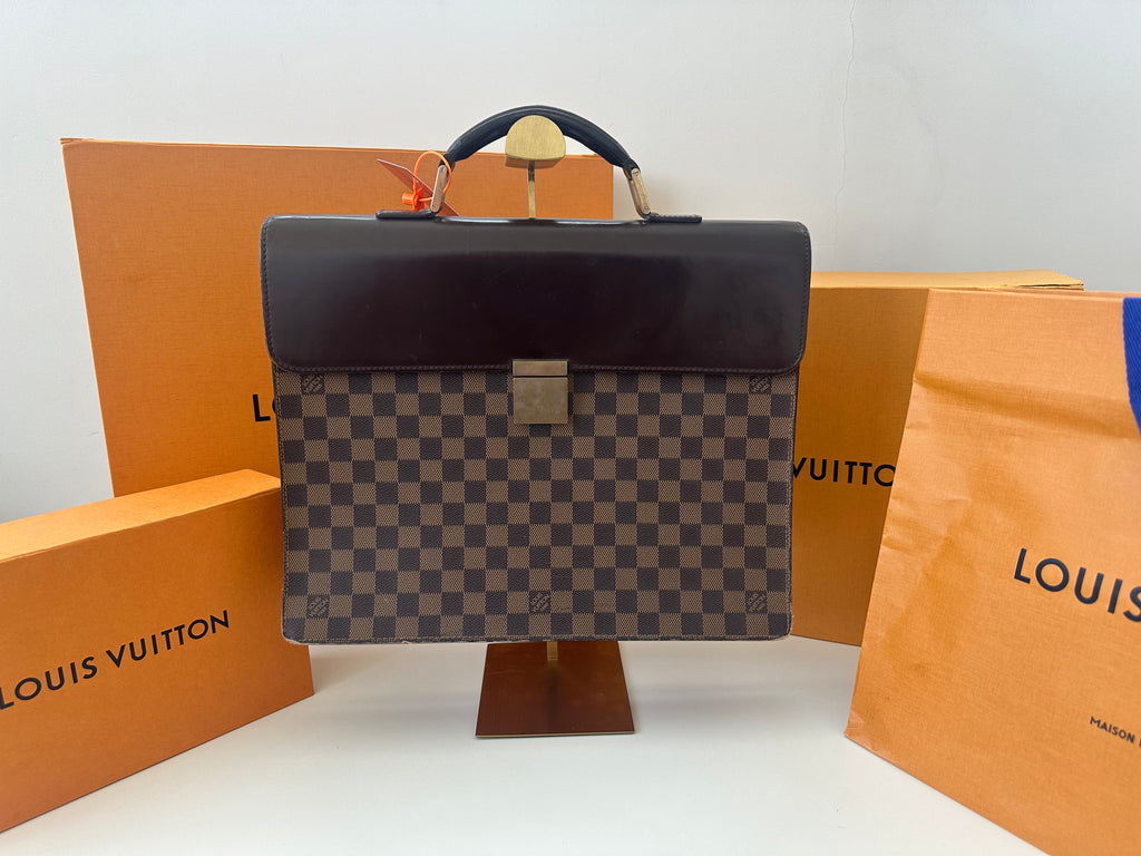Louis Vuitton Altona PM