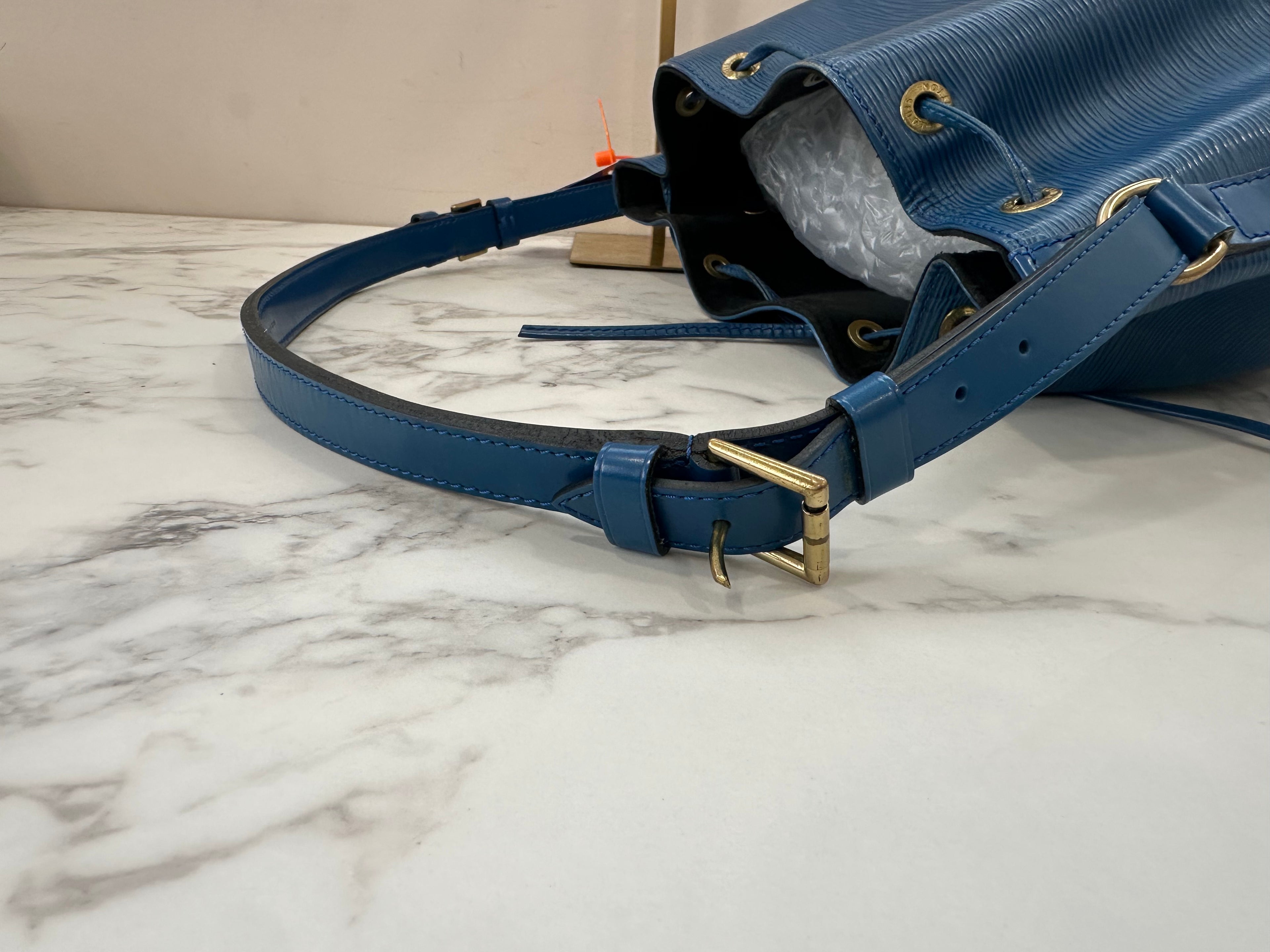 Louis Vuitton Petite Noé  Epi Blue