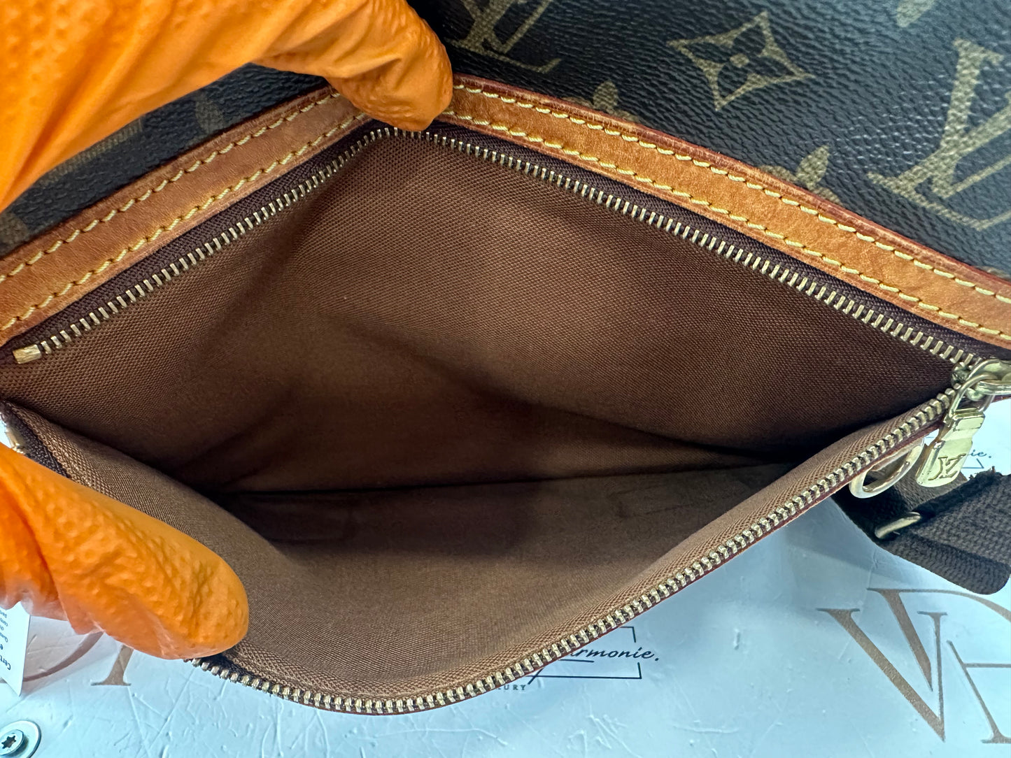 017795 - Louis Vuitton Messenger Bosphore PM