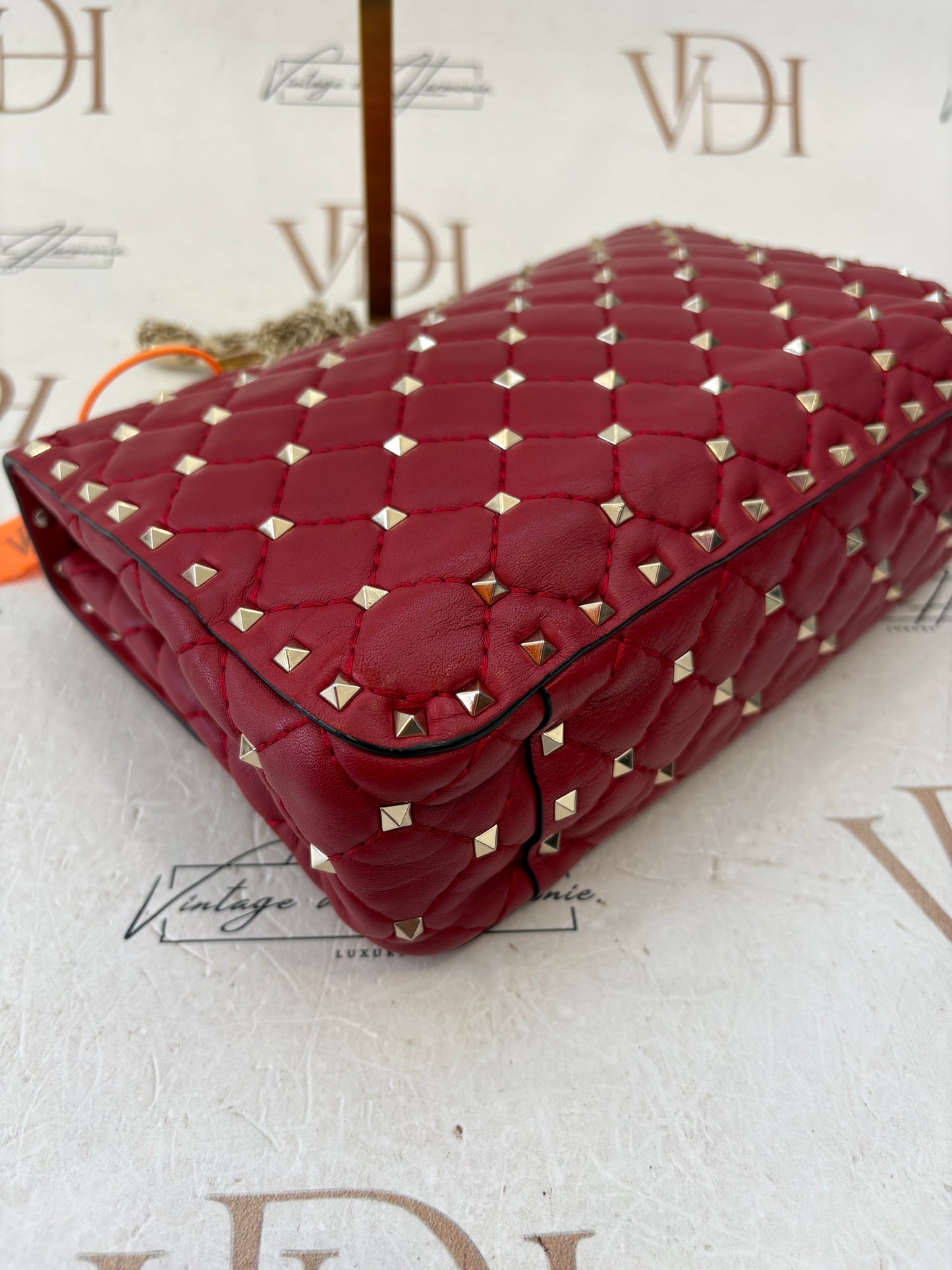 201122 - Valentino Rockstud Spike
