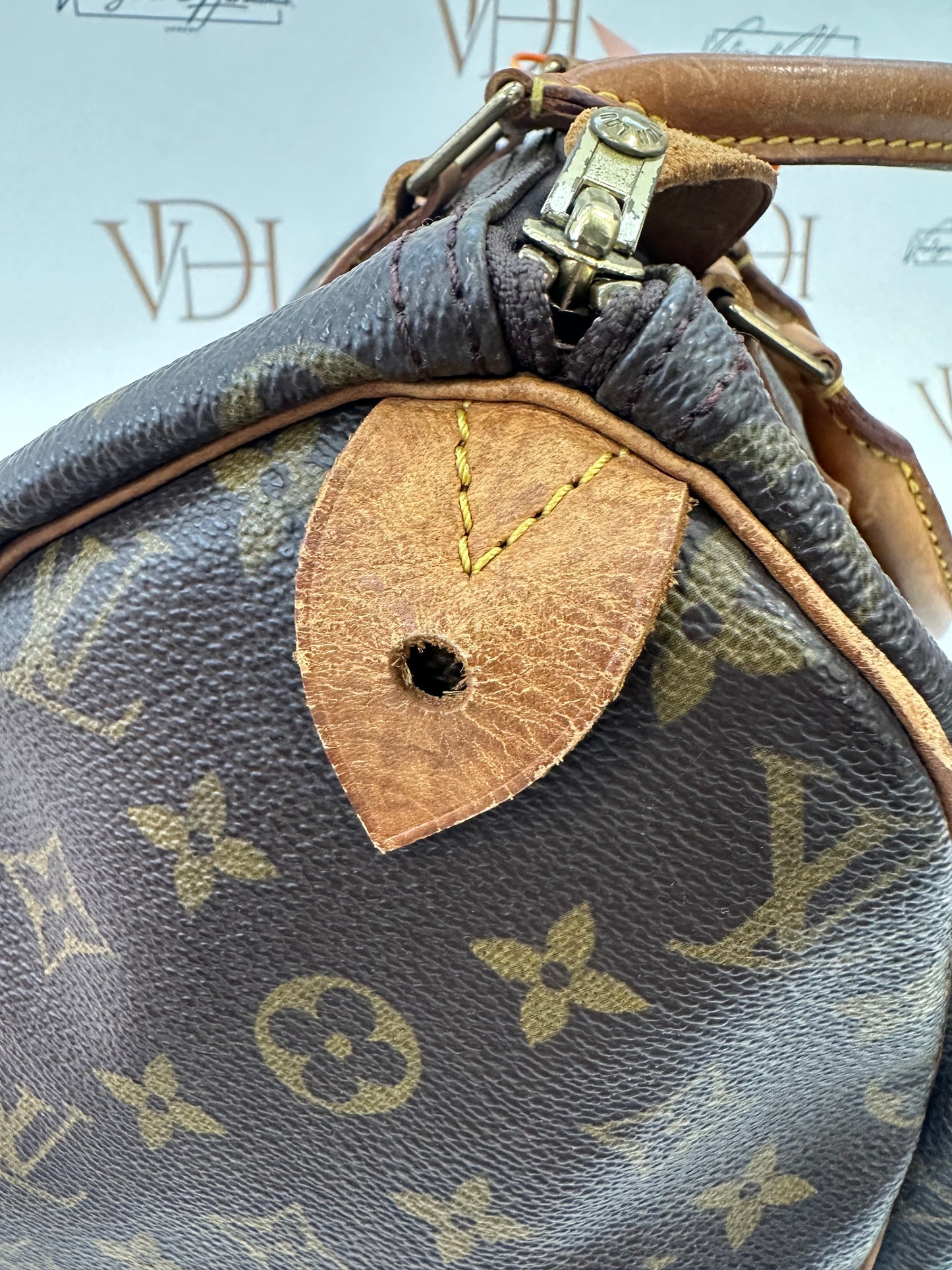 017751 - Louis Vuitton Speedy 30
