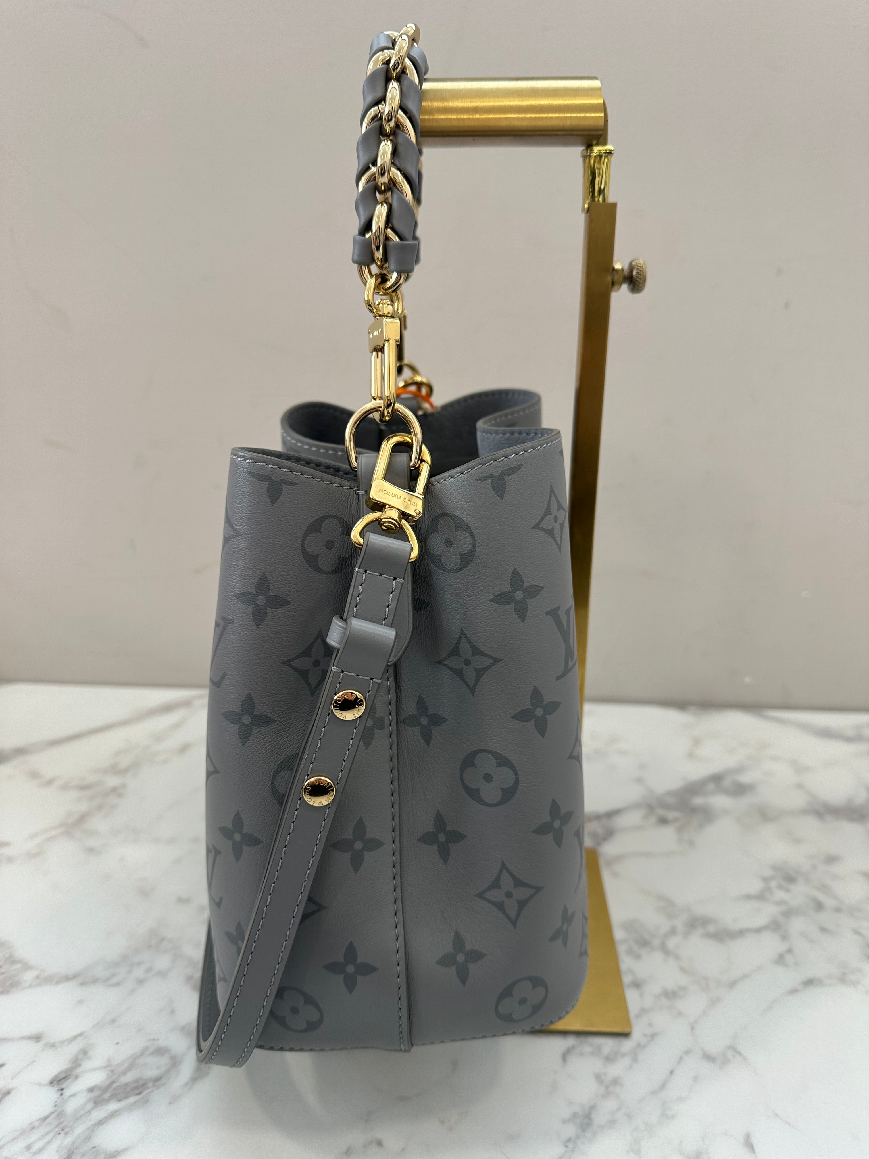 Louis Vuitton NeoNoé Gray