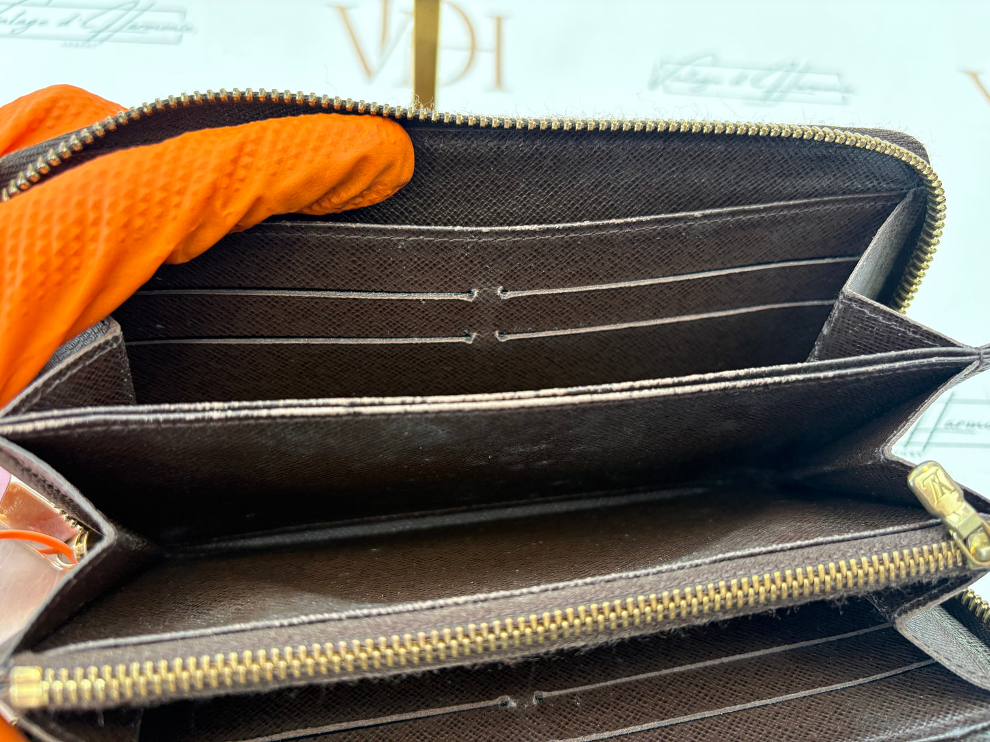 382961 - Louis Vuitton Wallet