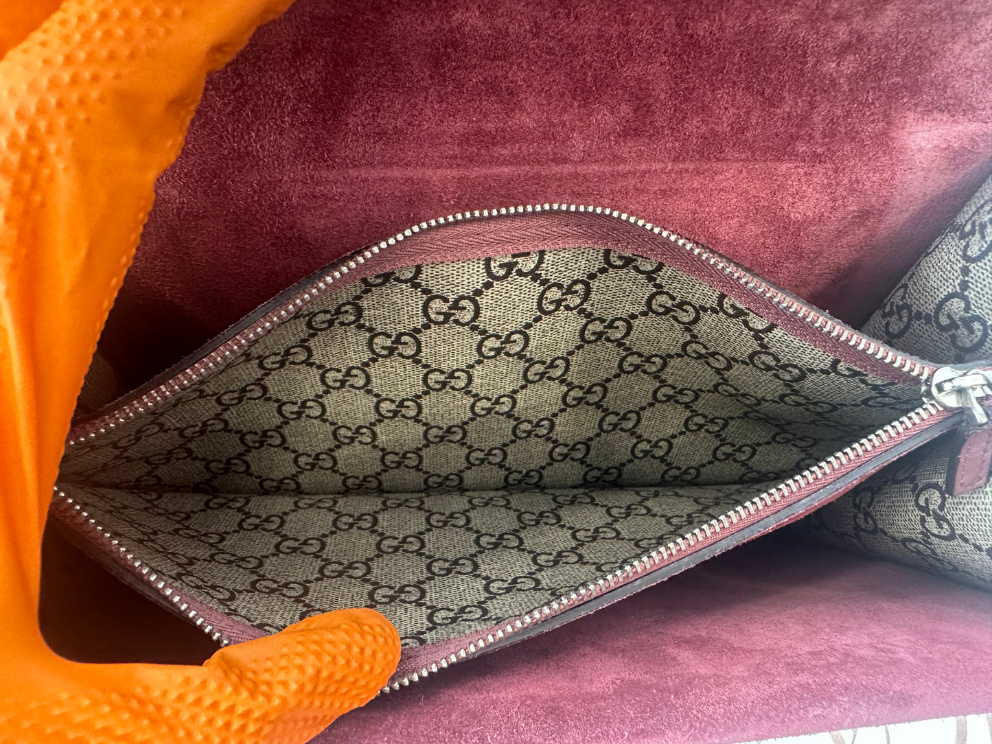383002 - Gucci Dionysus