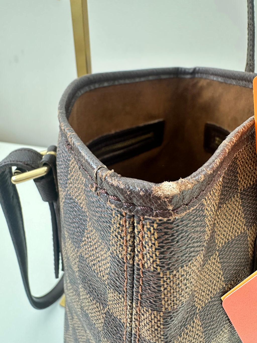 Louis Vuitton Marais