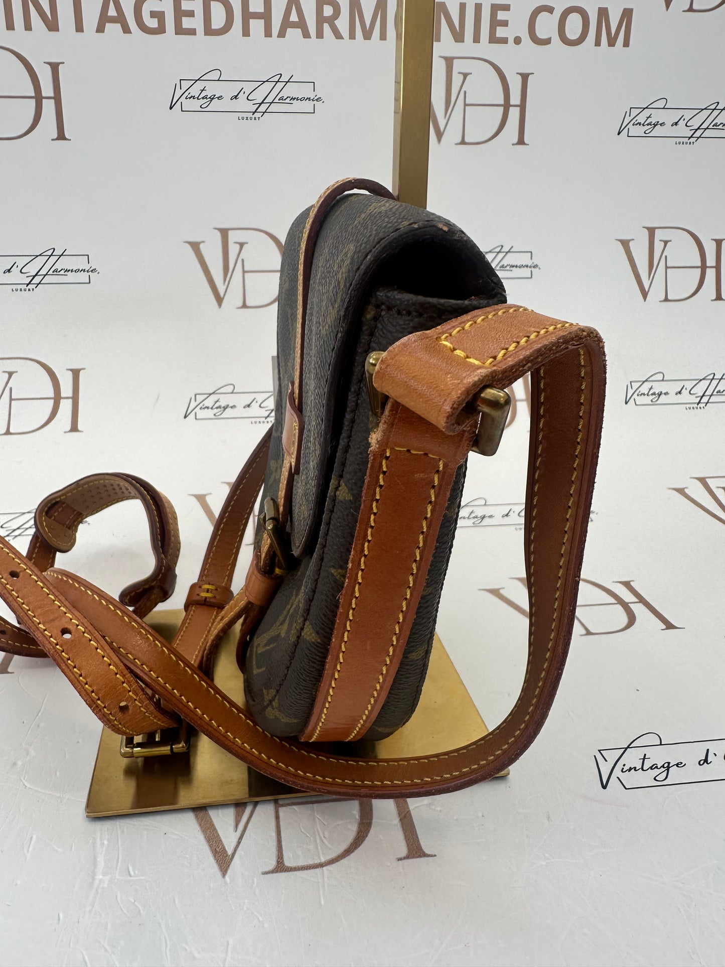 017797 - Louis Vuitton Chantilly PM