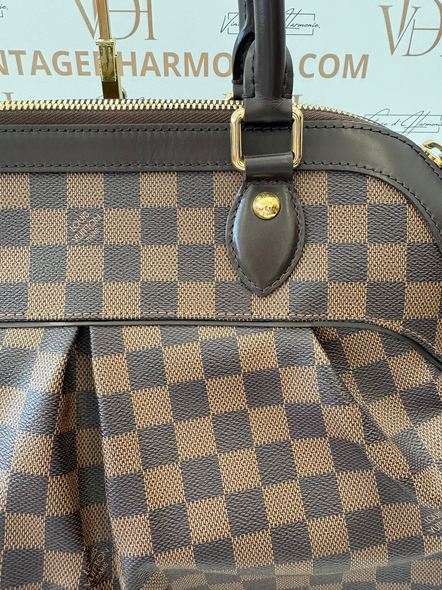 384017 - Louis Vuitton Trevi