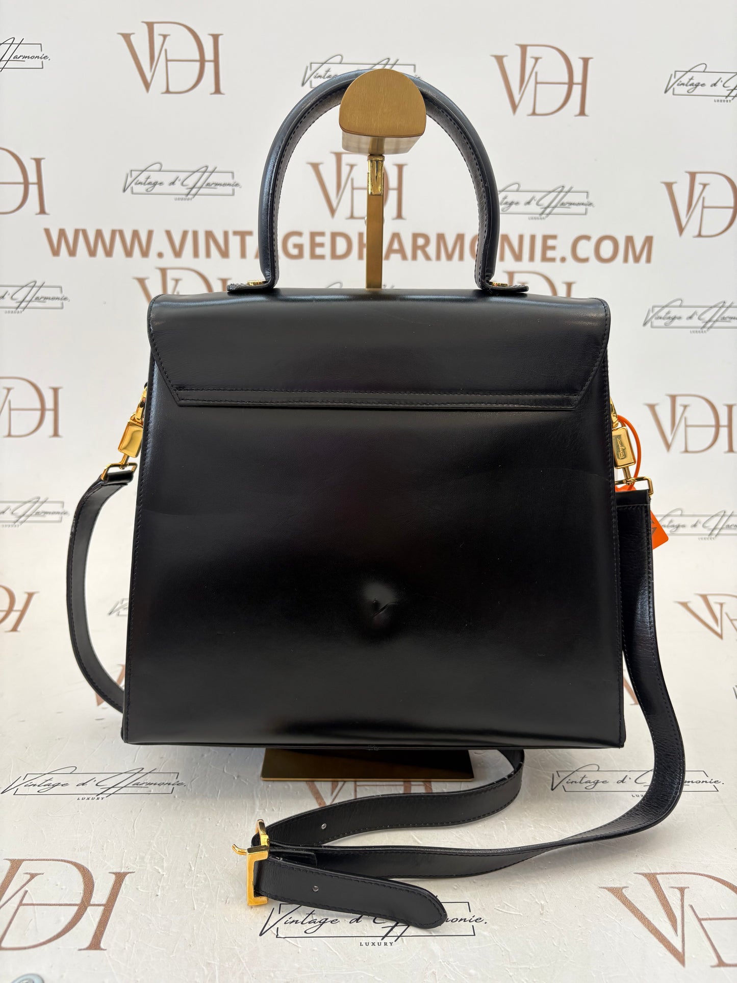 018795 - Salvatore Ferragamo Black