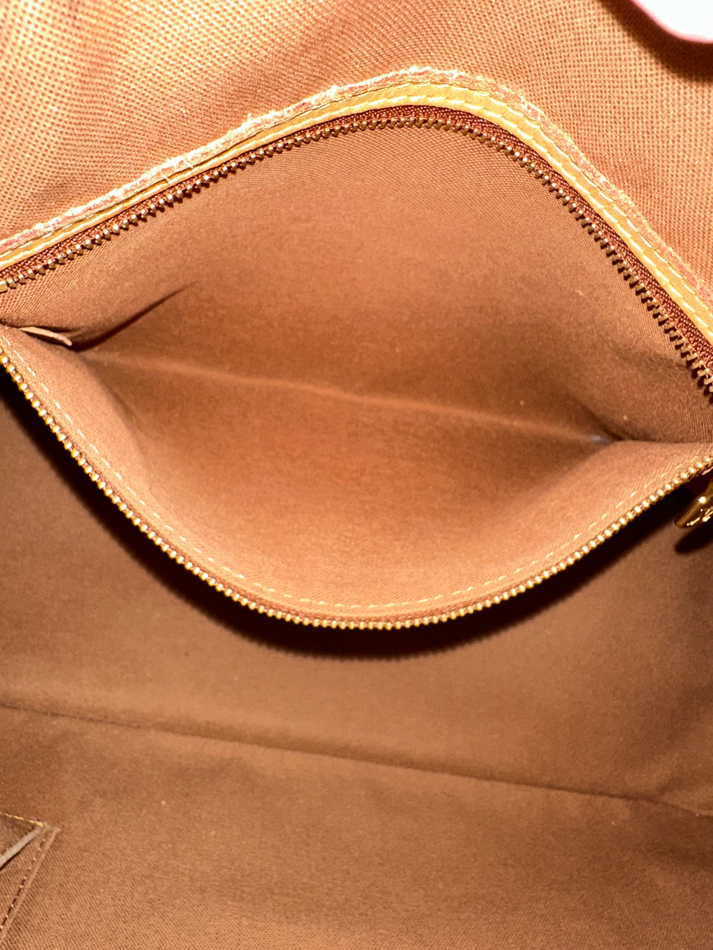 Louis Vuitton Batignolles