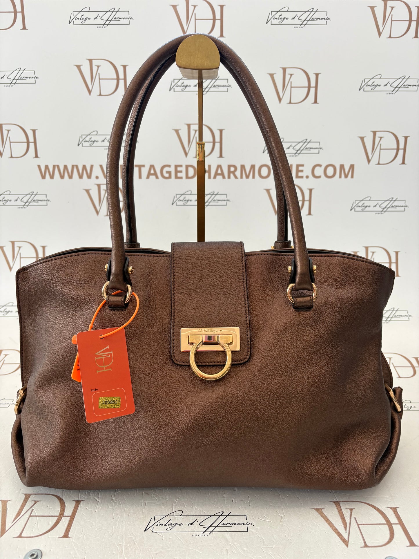 383962 - Salvatore Ferragamo Brown