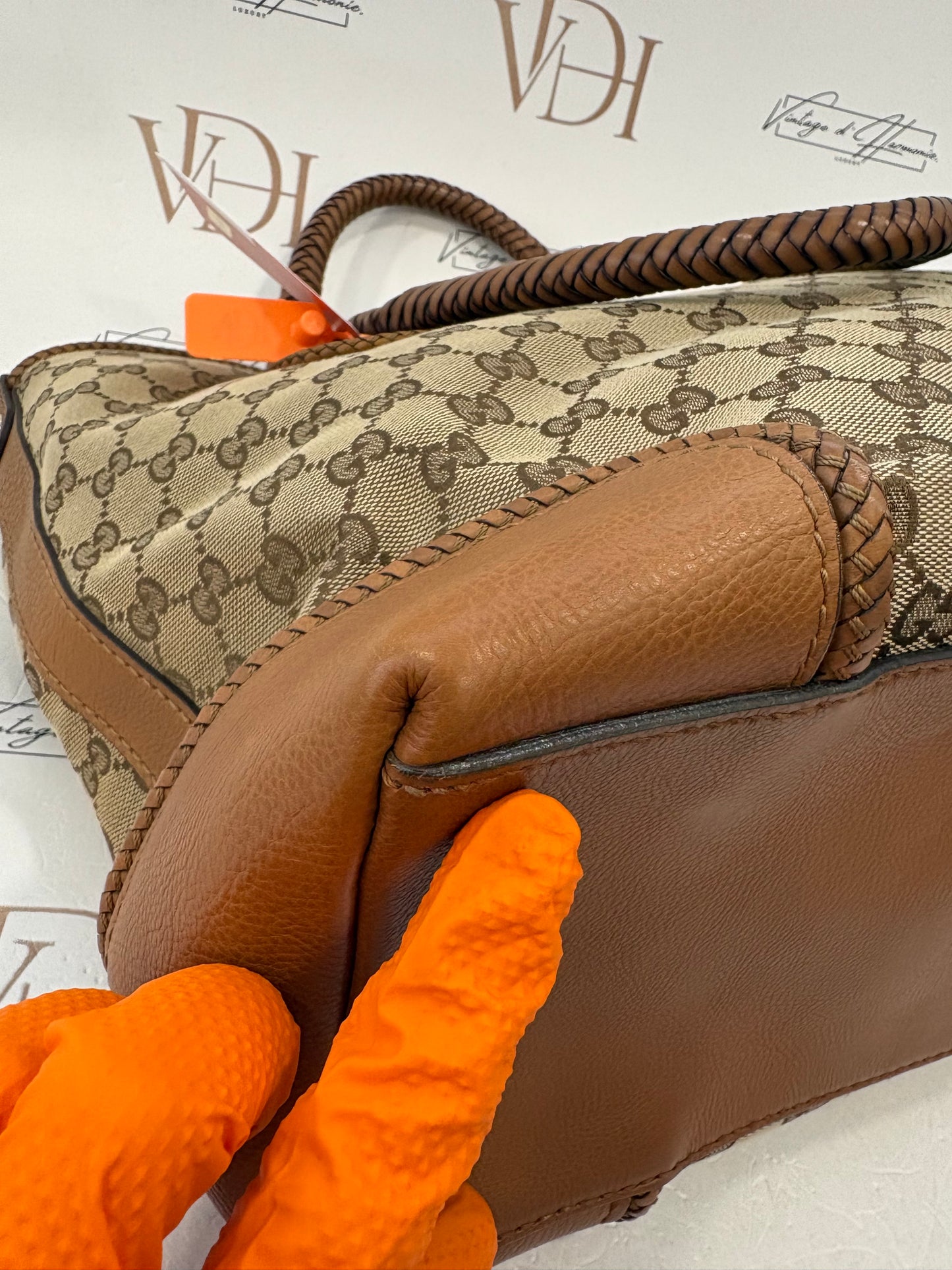 383194 - Gucci Brown