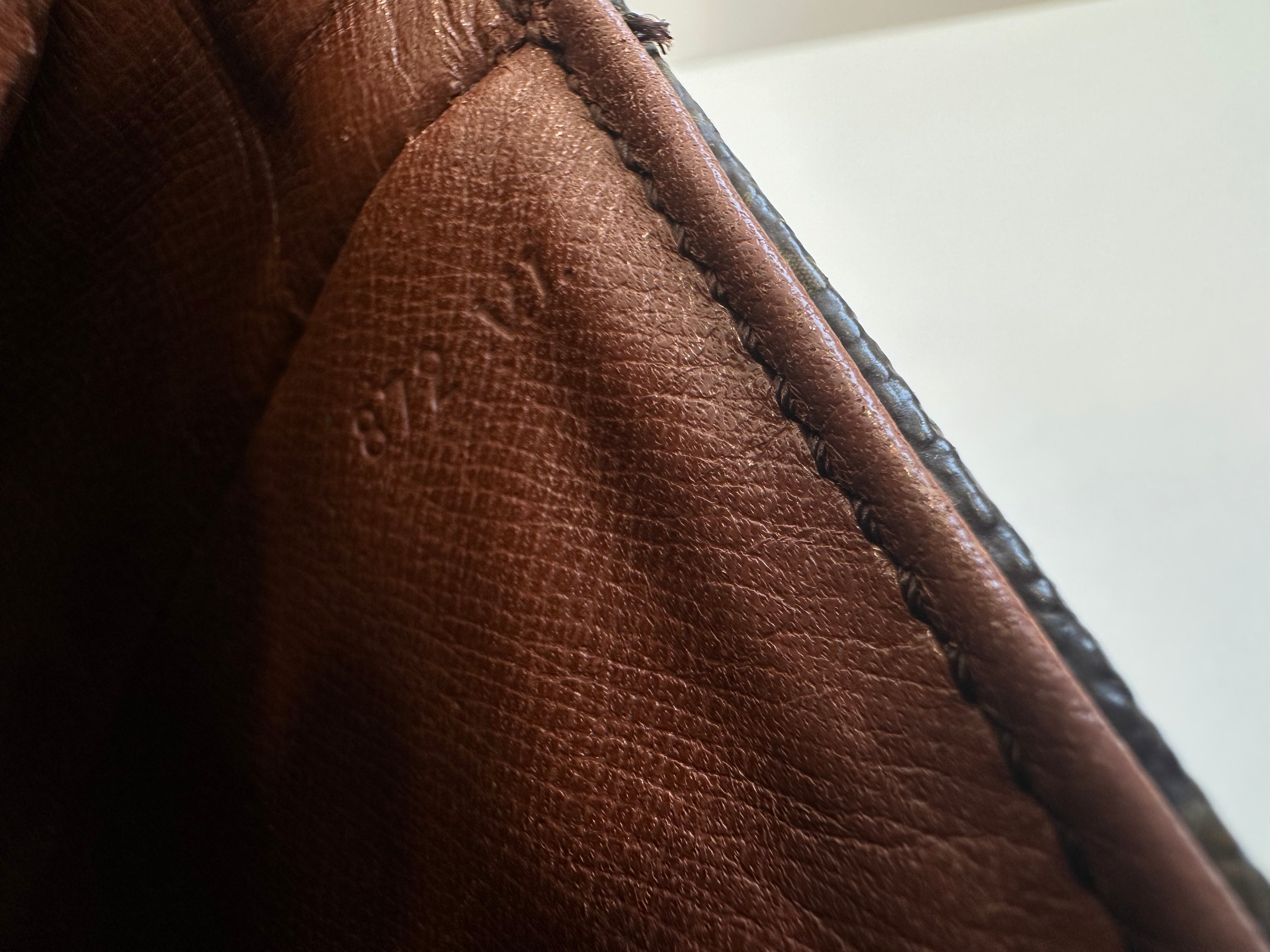 Louis Vuitton Chantilly PM