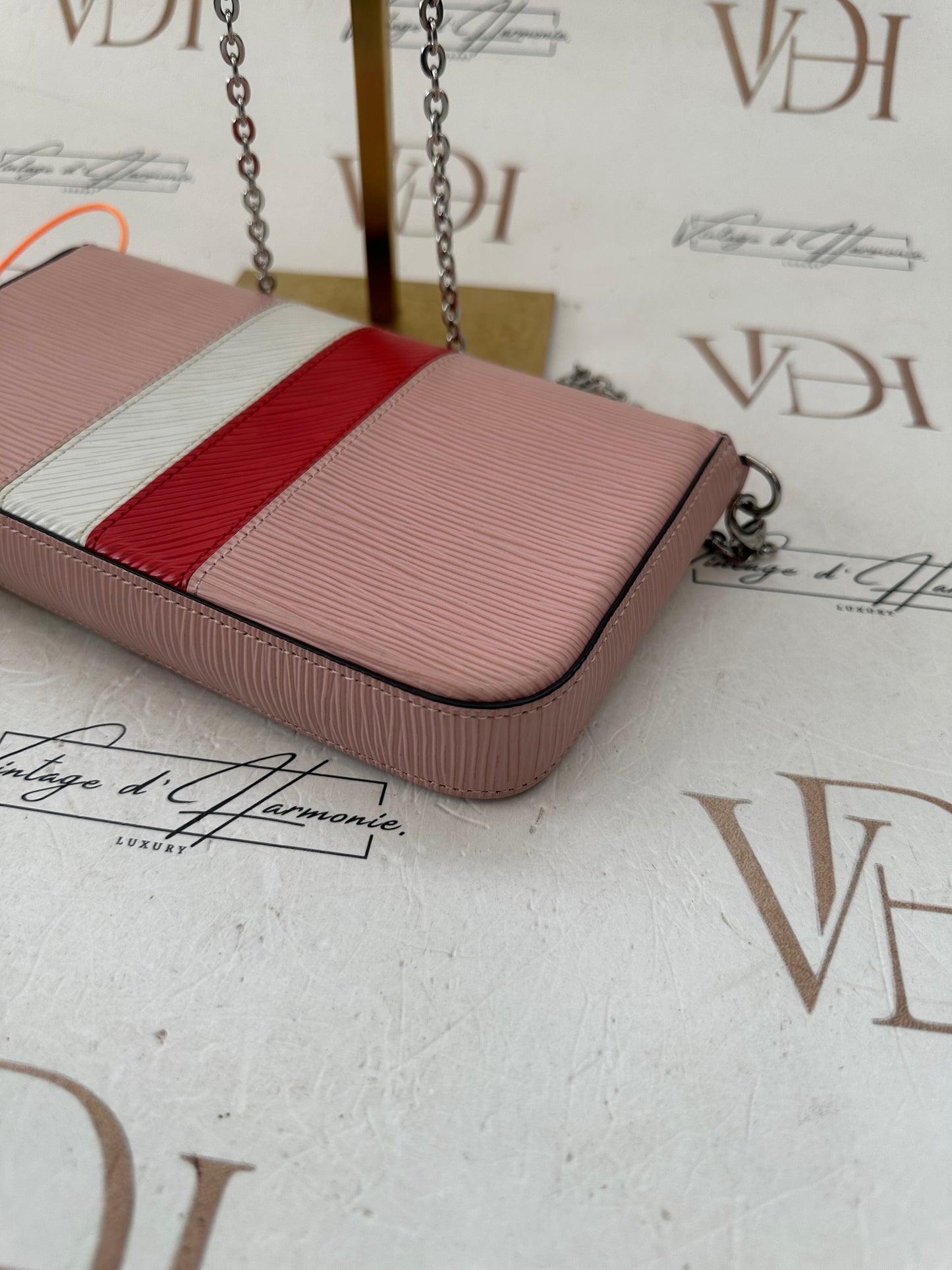 382898 - Louis Vuitton Pochette Felicie