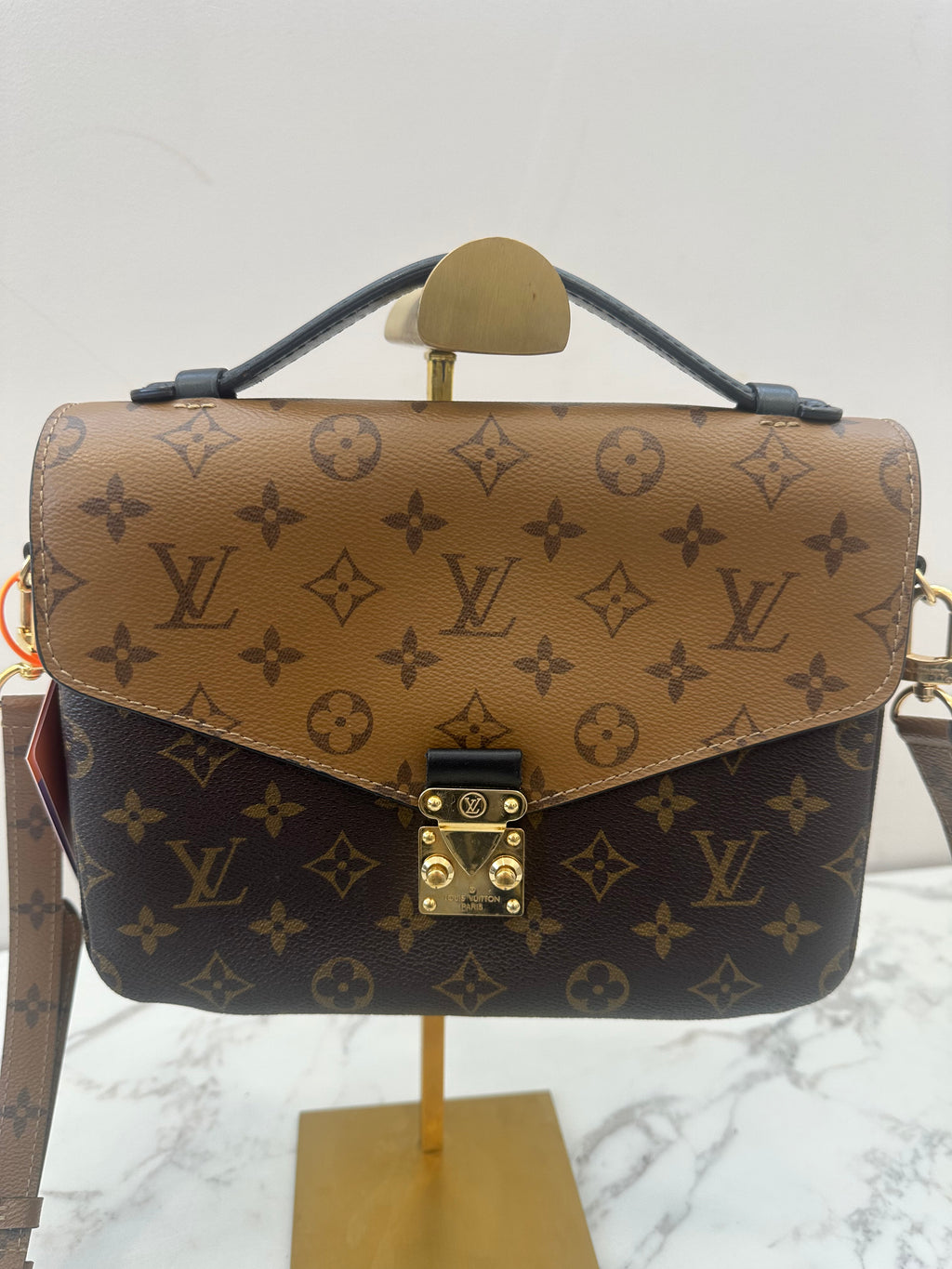 Louis Vuitton Metis Reverse