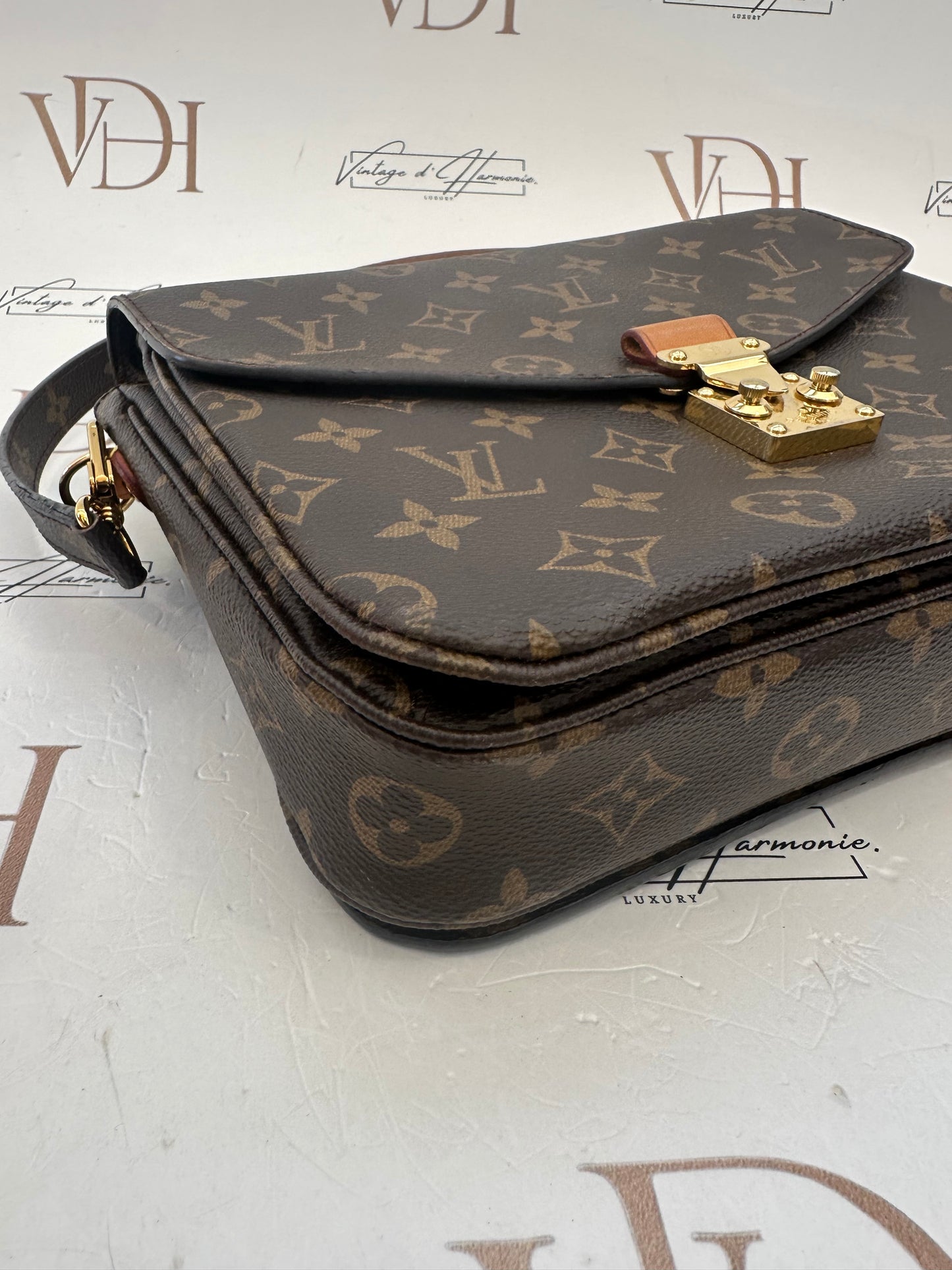 382659 - Louis Vuitton Metis
