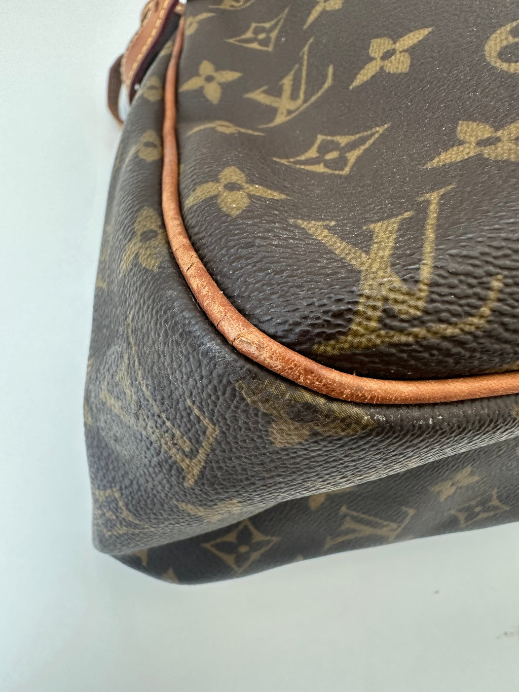 Louis Vuitton Batignolles