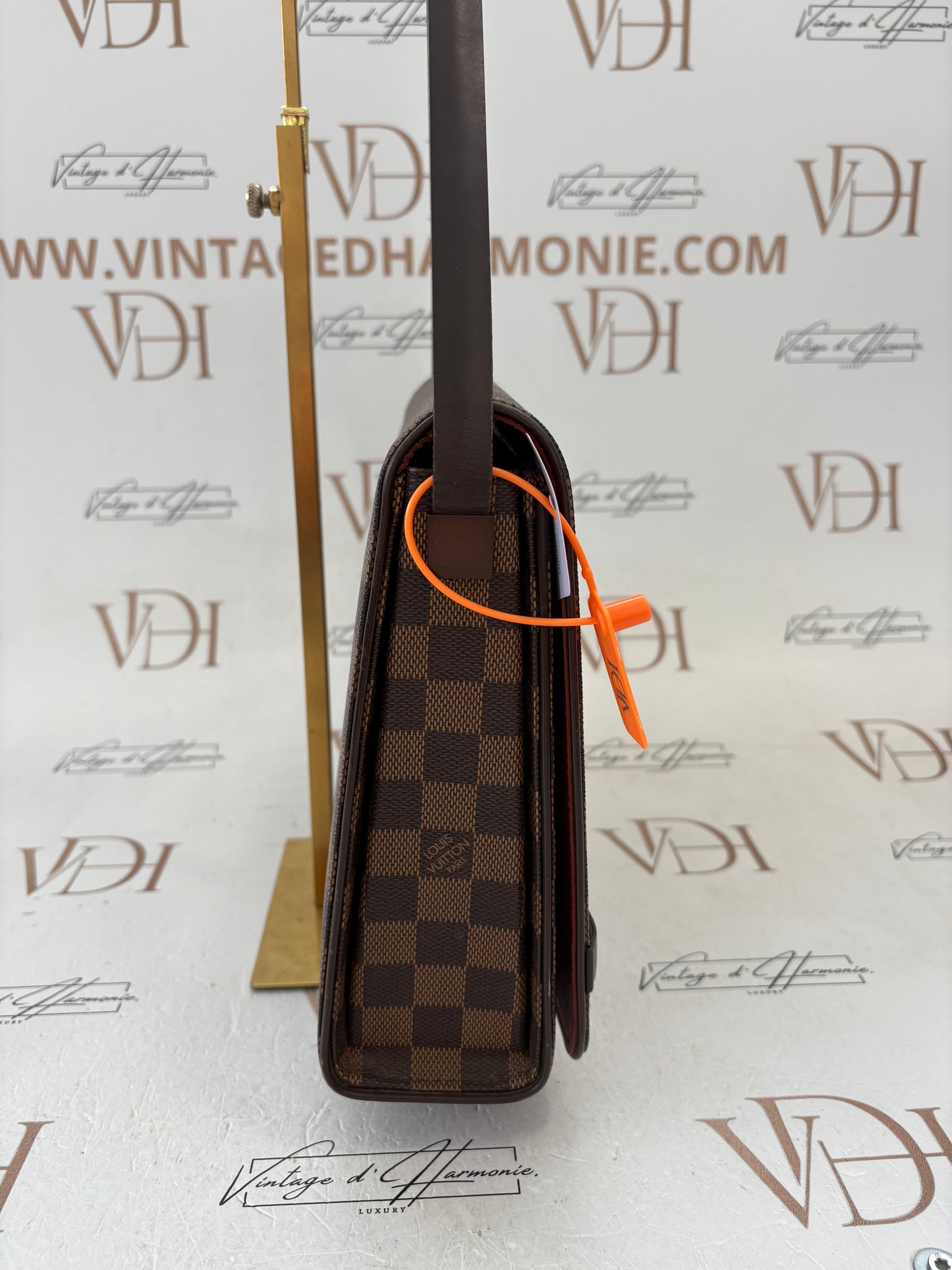 017321 - Louis Vuitton Damier Tribeca